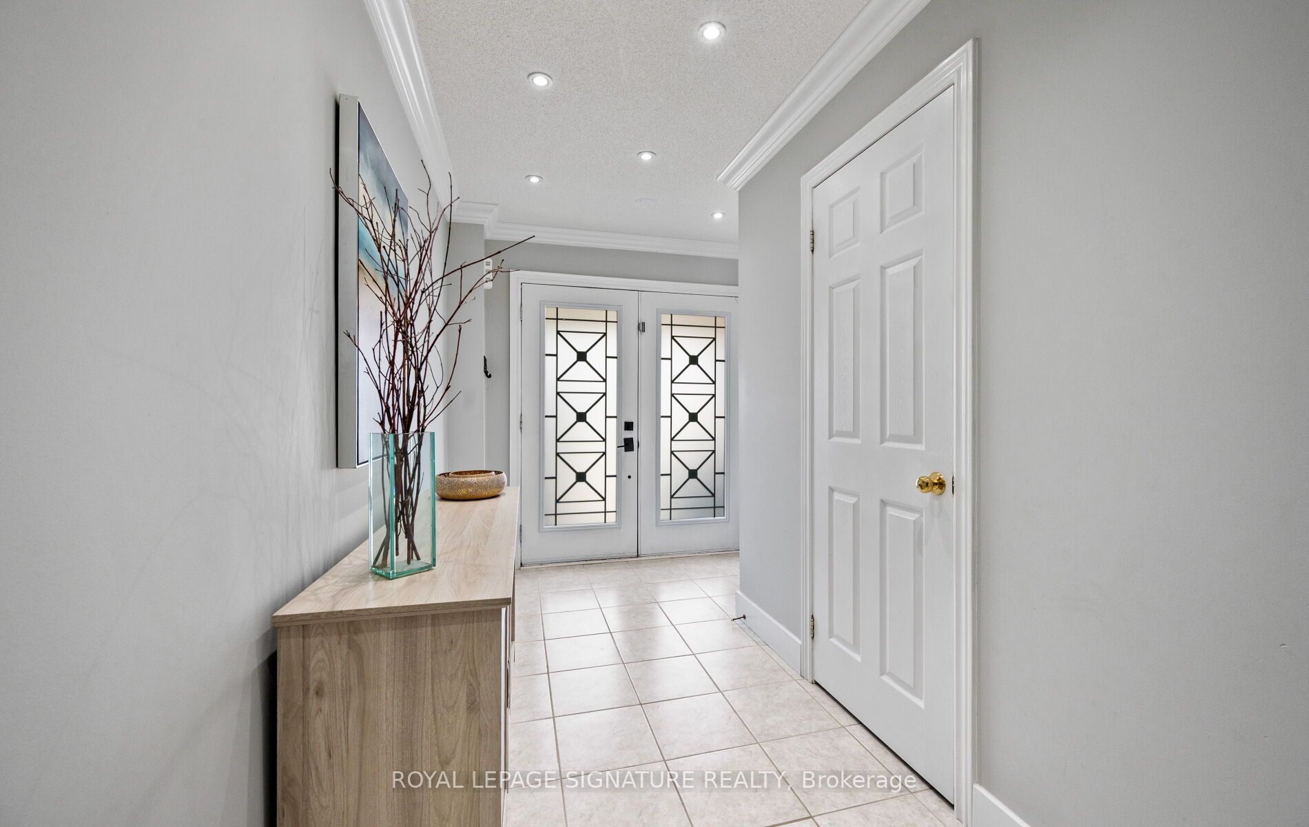 1411 Costigan Road, Milton, ON L9T 0Y7 photo 4