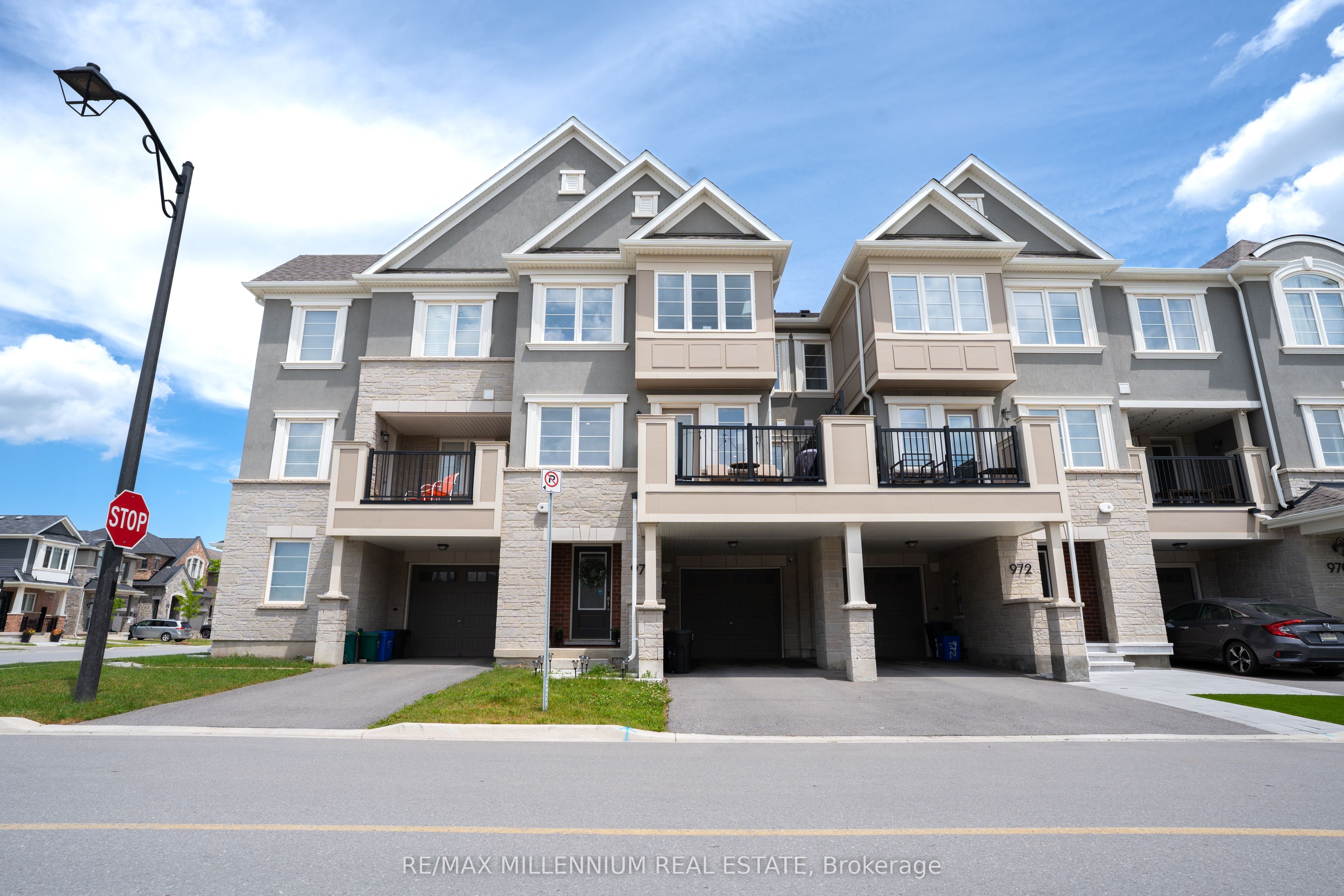 974 Hickory Crescent, Milton, ON L9E 1P6