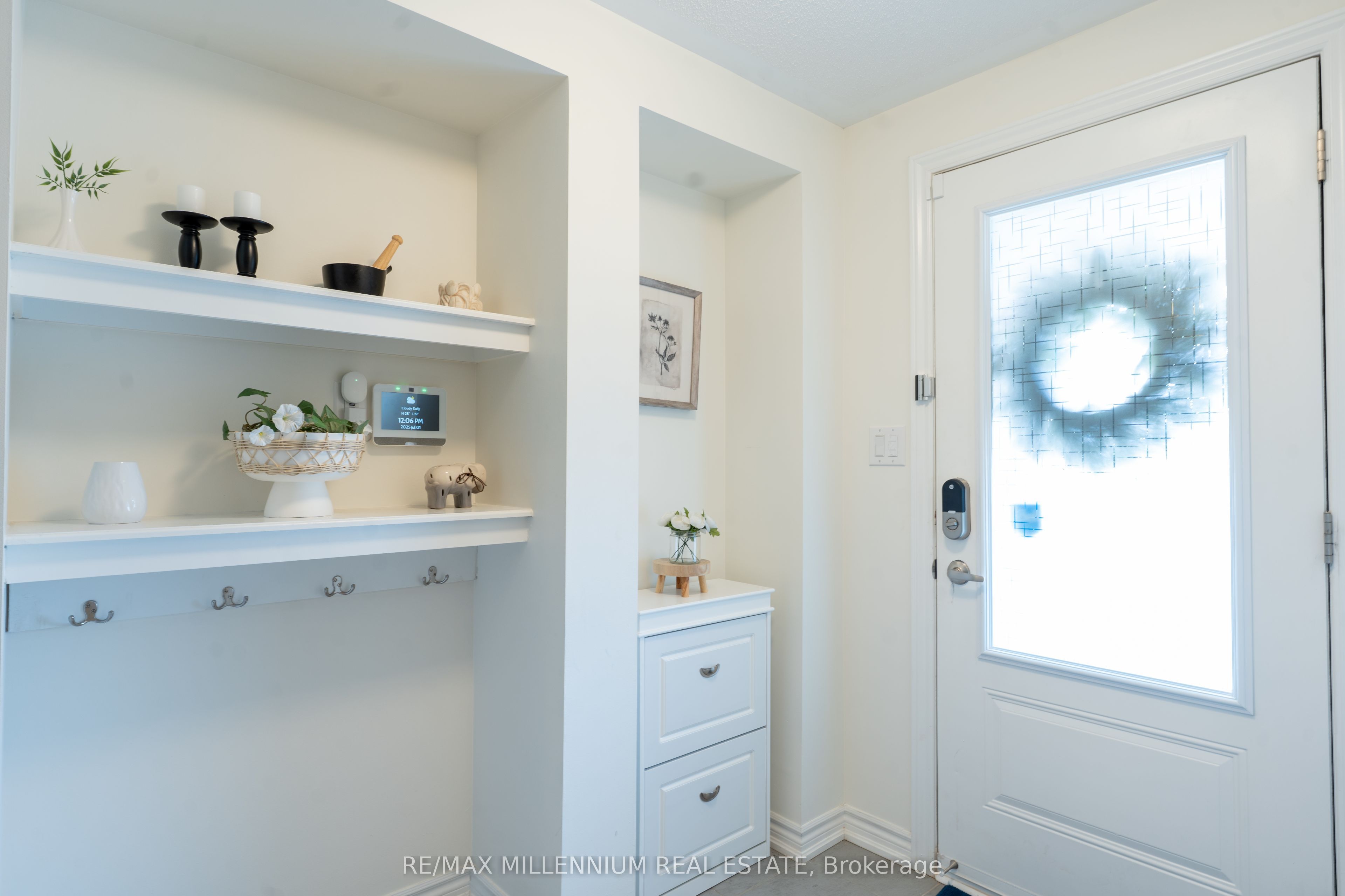 974 Hickory Crescent, Milton, ON L9E 1P6 photo 4