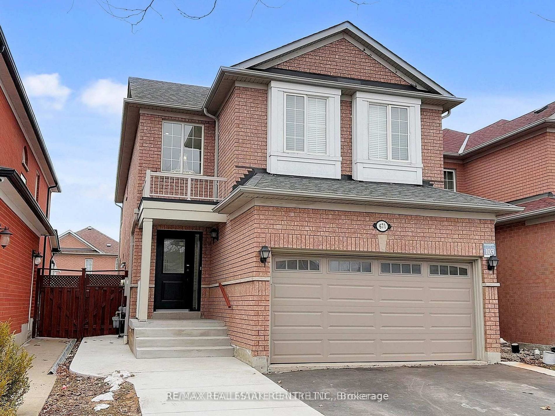 671 Deckhouse Court (Basement), Mississauga, ON L5W 1P9