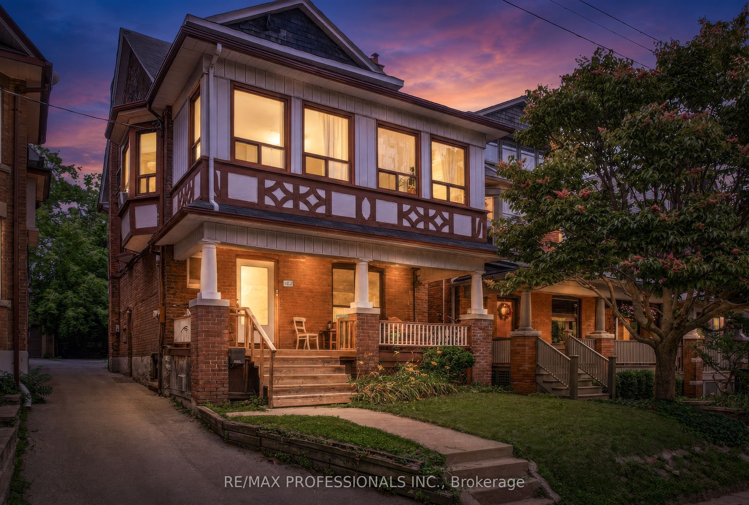 182 Geoffrey Street, Toronto, ON M6R 1P7 photo 2