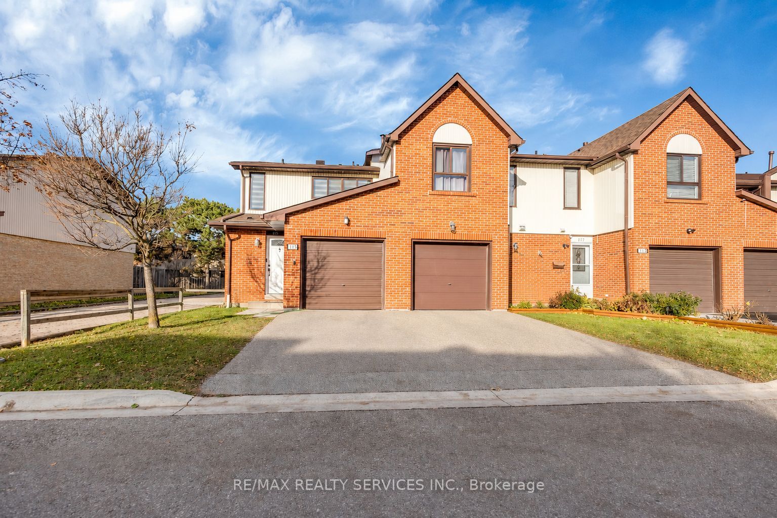 115 Foster Crescent 115, Brampton, ON L6V 3M8