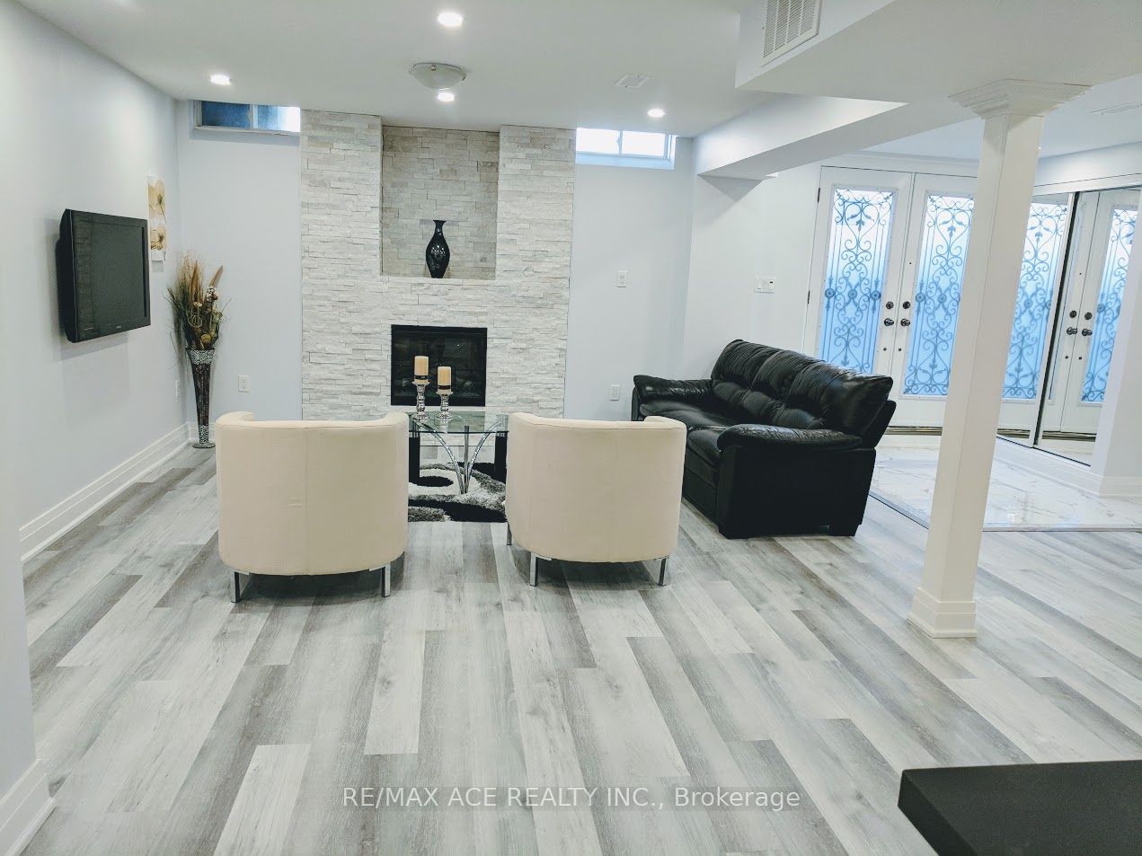 29 Frampton Road, Brampton, ON L7A 4E1 photo 3