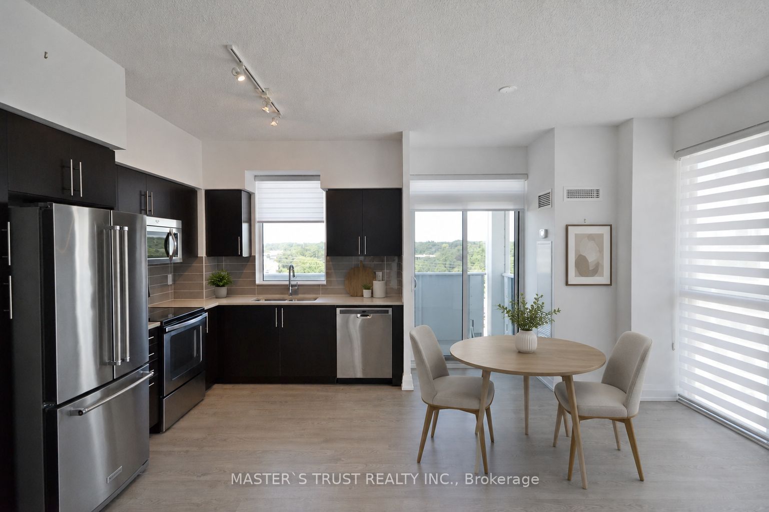 65 Speers Road 703, Oakville, ON L6K 0J1 photo 5