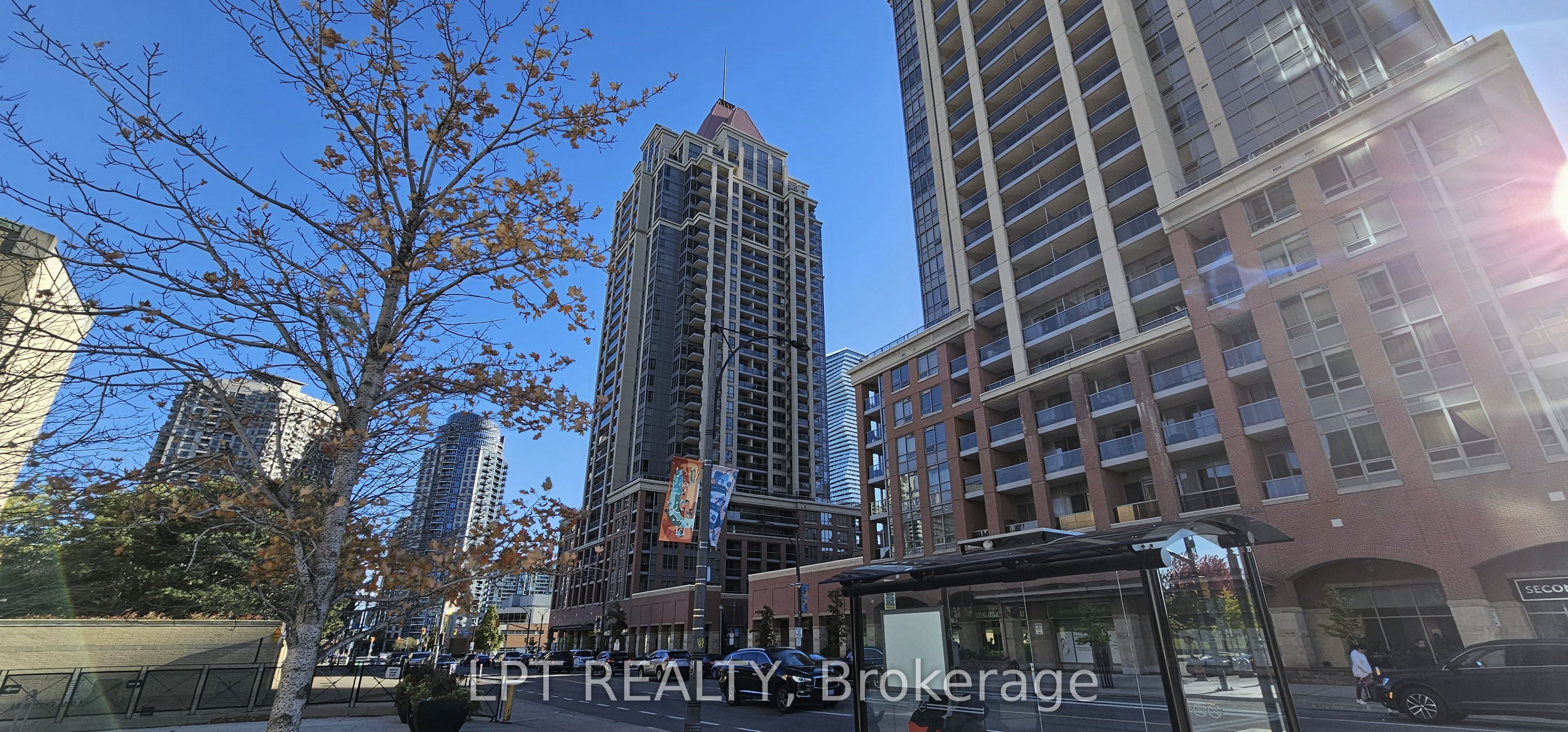 4080 Living Arts Drive 2303, Mississauga, ON L5B 4N3 photo 3