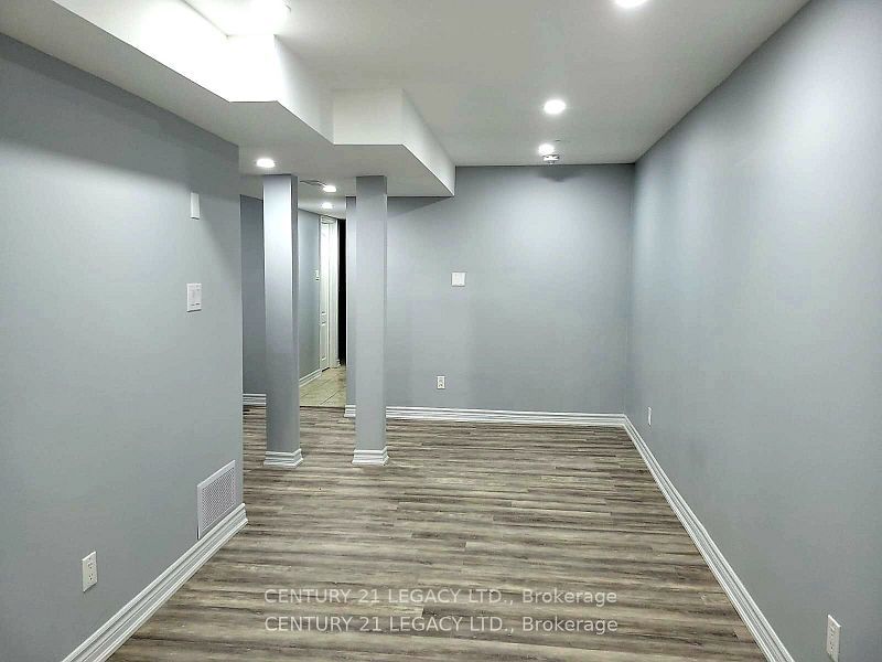 21 Kilrea Way Lower Level, Brampton, ON L6X 0P9 photo 3