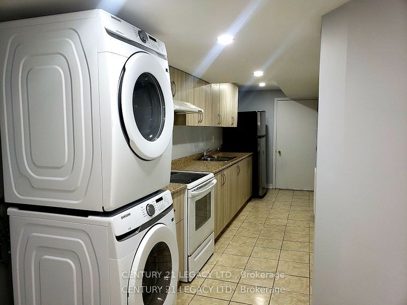 21 Kilrea Way Lower Level, Brampton, ON L6X 0P9 photo 4
