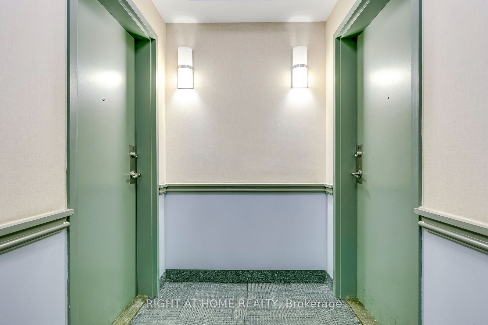 5705 Long Valley Road 411, Mississauga, ON L5M 0M3 photo 5