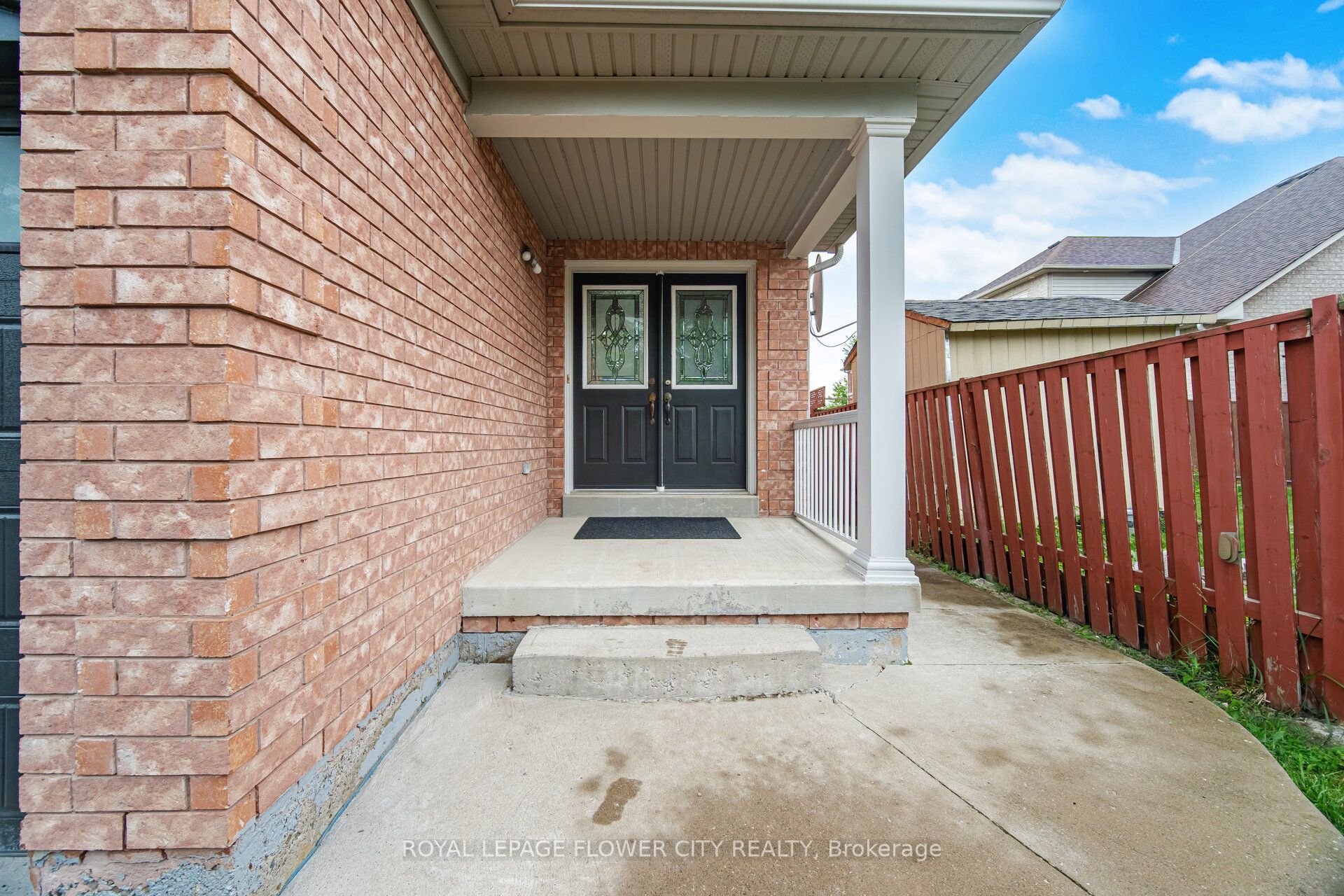 25 Skylar Circle, Brampton, ON L6P 0Z4 photo 4