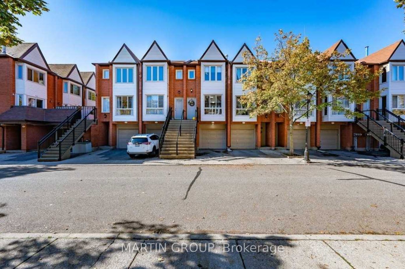 895 Maple Avenue 514, Burlington, ON L7S 2H7