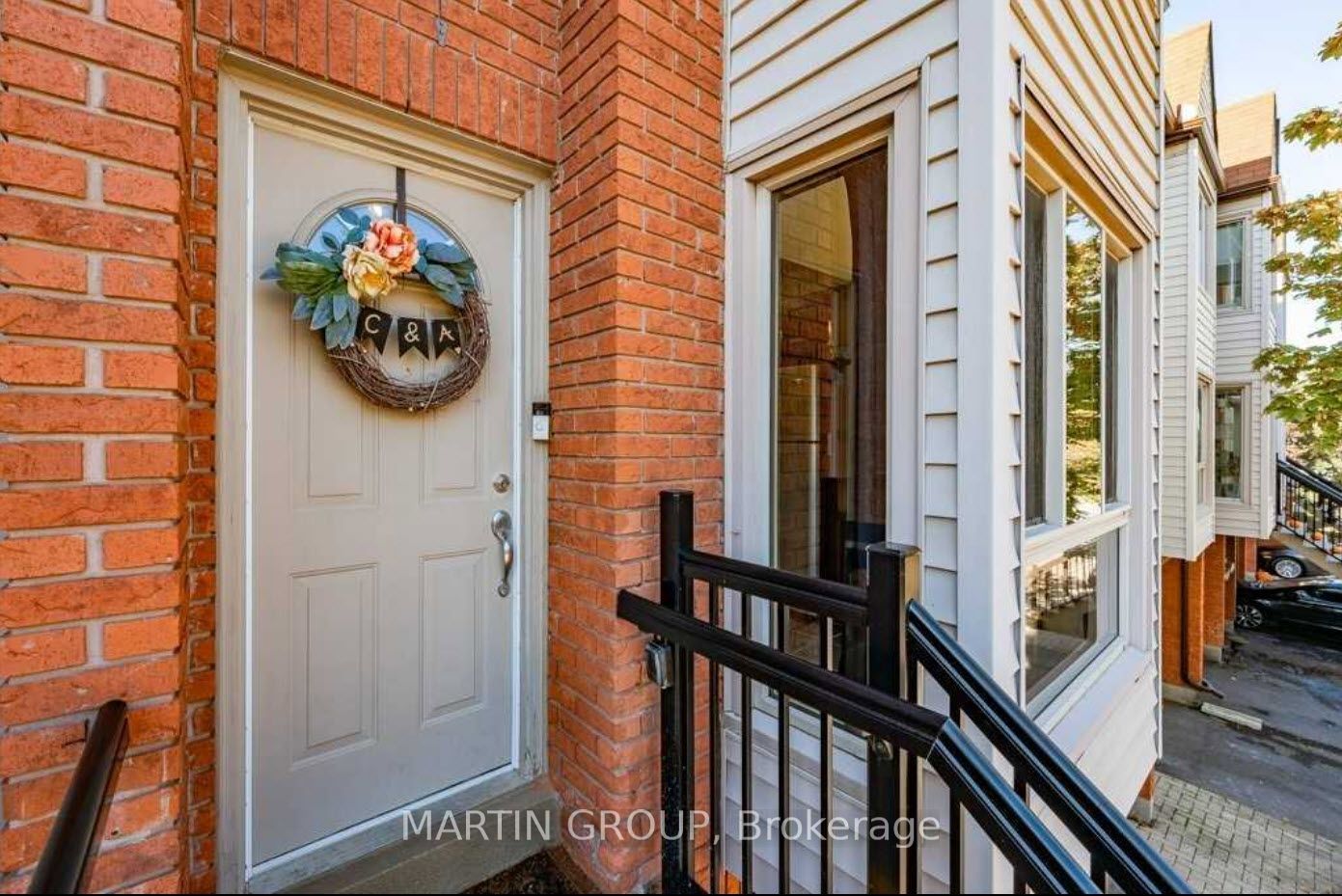 895 Maple Avenue 514, Burlington, ON L7S 2H7 photo 2