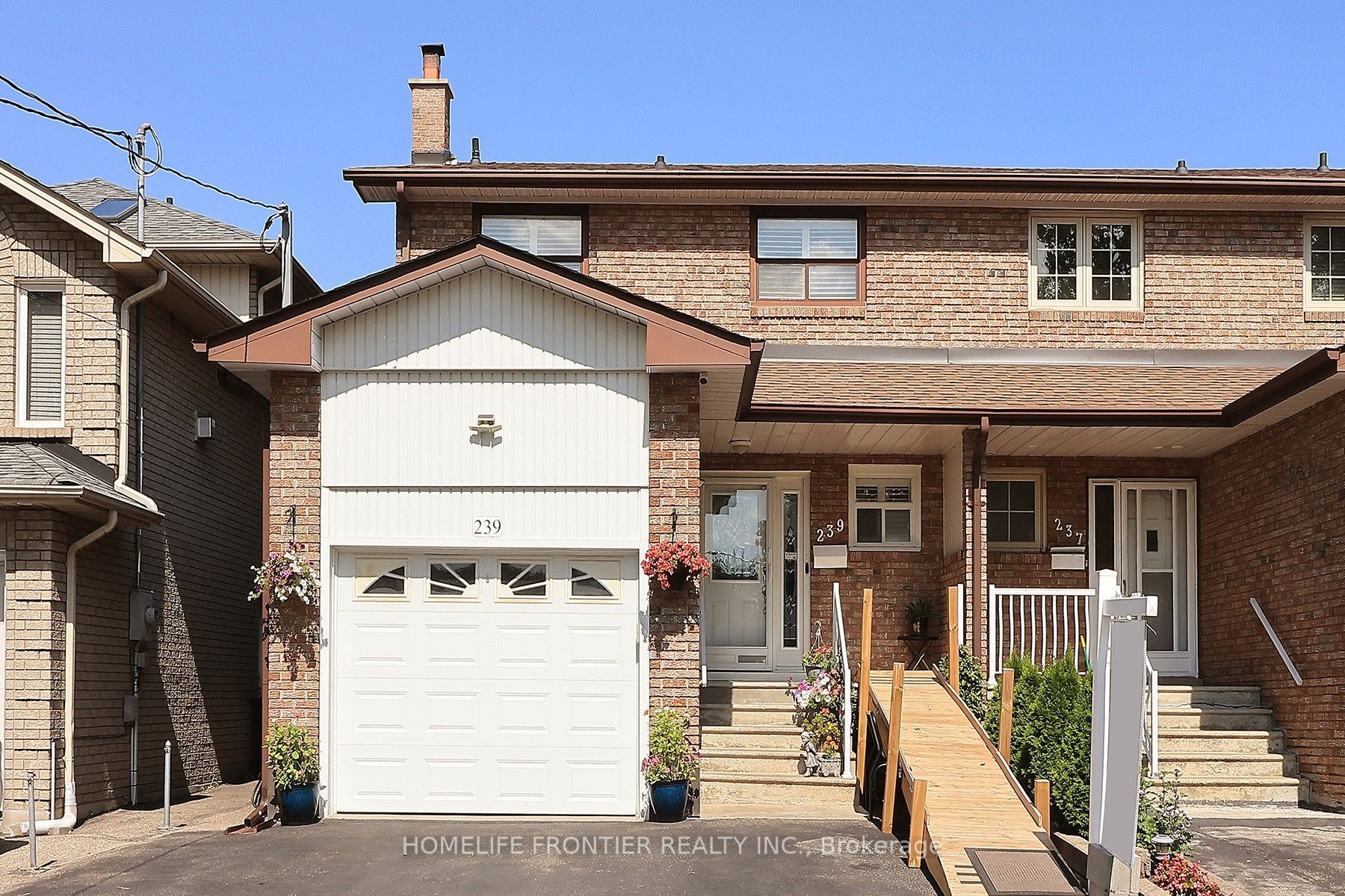 239 Beta Street, Toronto, ON M8W 4H7