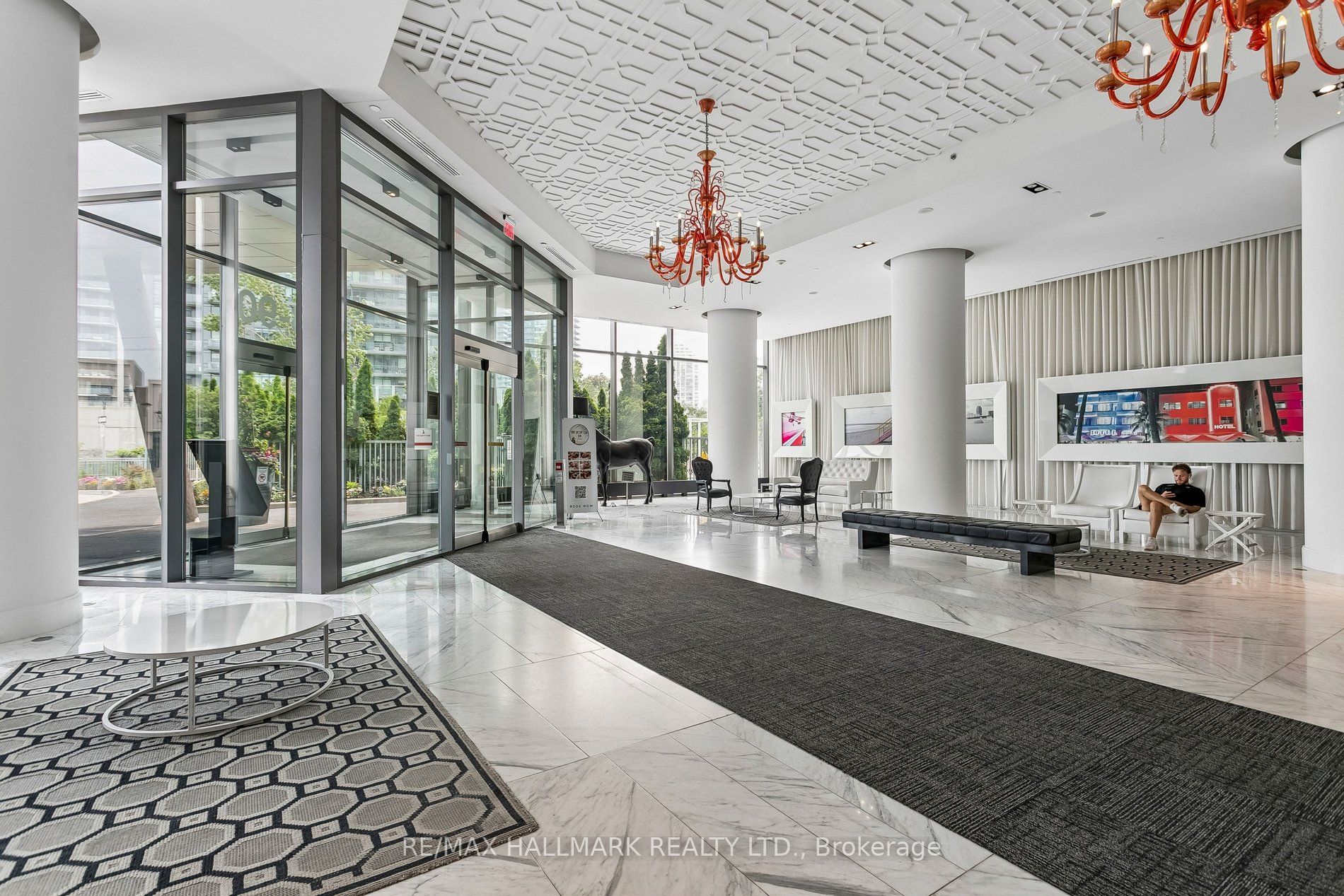 90 Park Lawn Road Ph-3101, Toronto, ON M8Y 0B6 photo 4