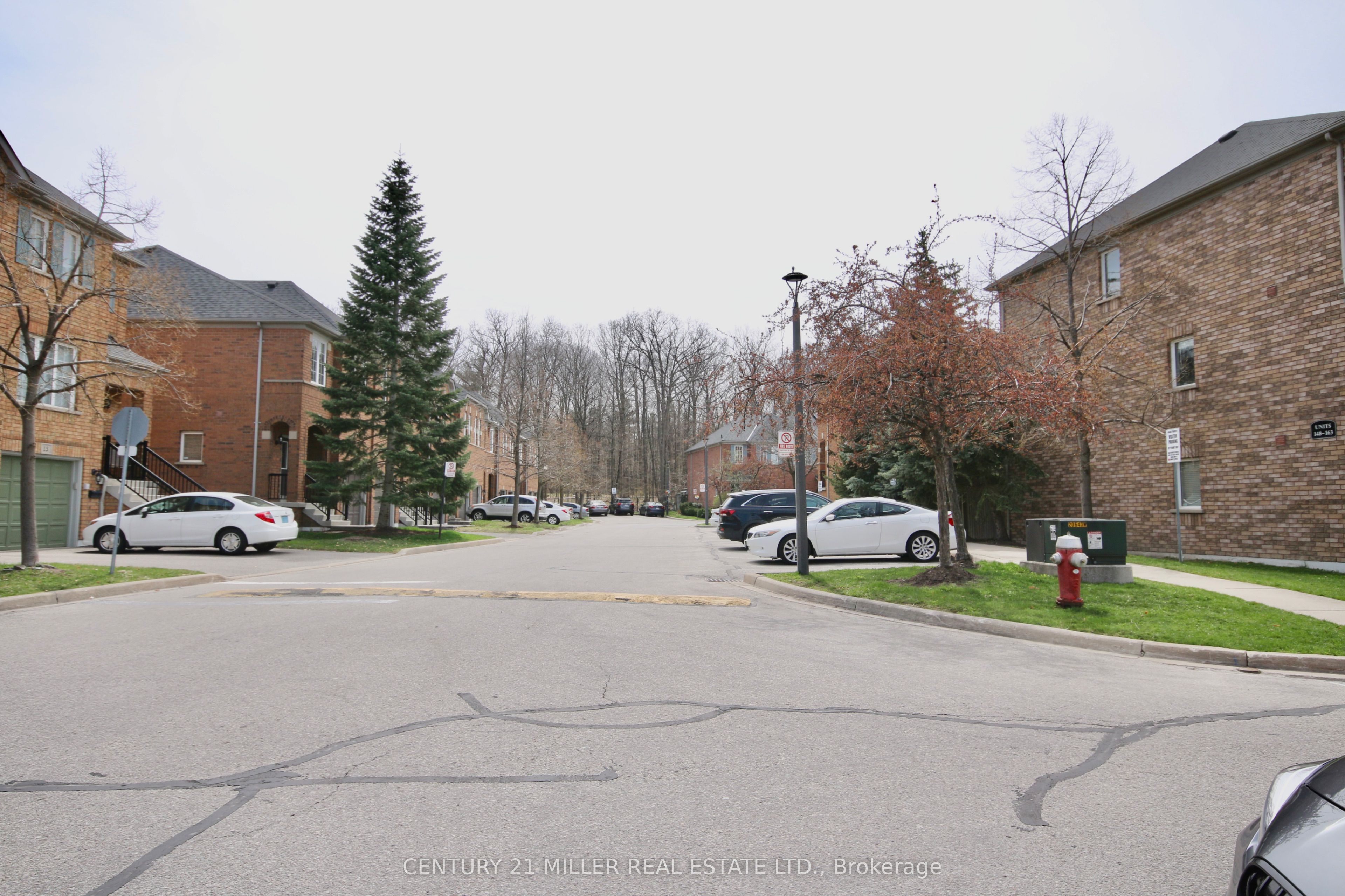 5530 Glen Erin Drive 140, Mississauga, ON L5M 6E8 photo 2