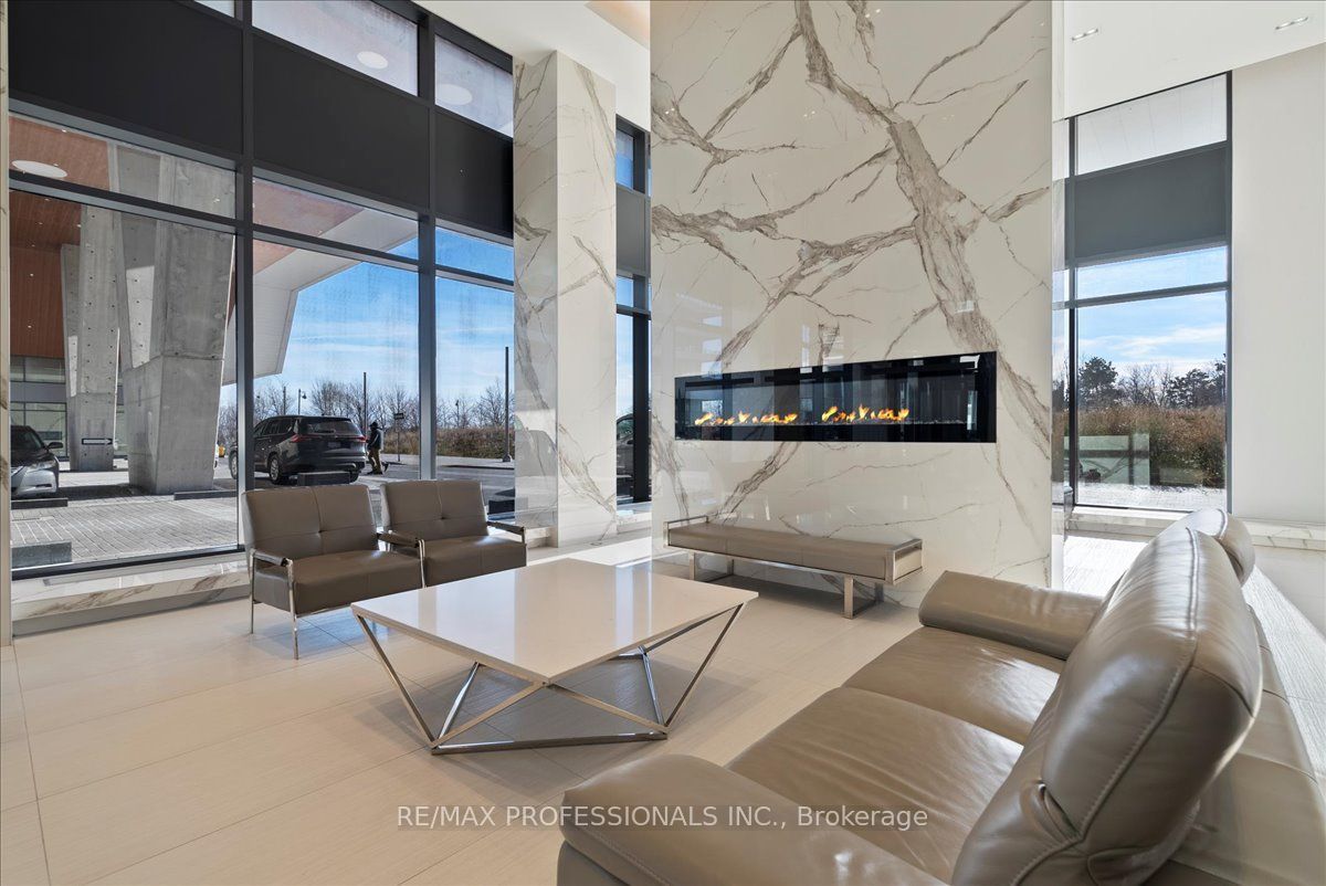 30 Shore Breeze Drive 1422, Toronto, ON M8V 0J1 photo 4