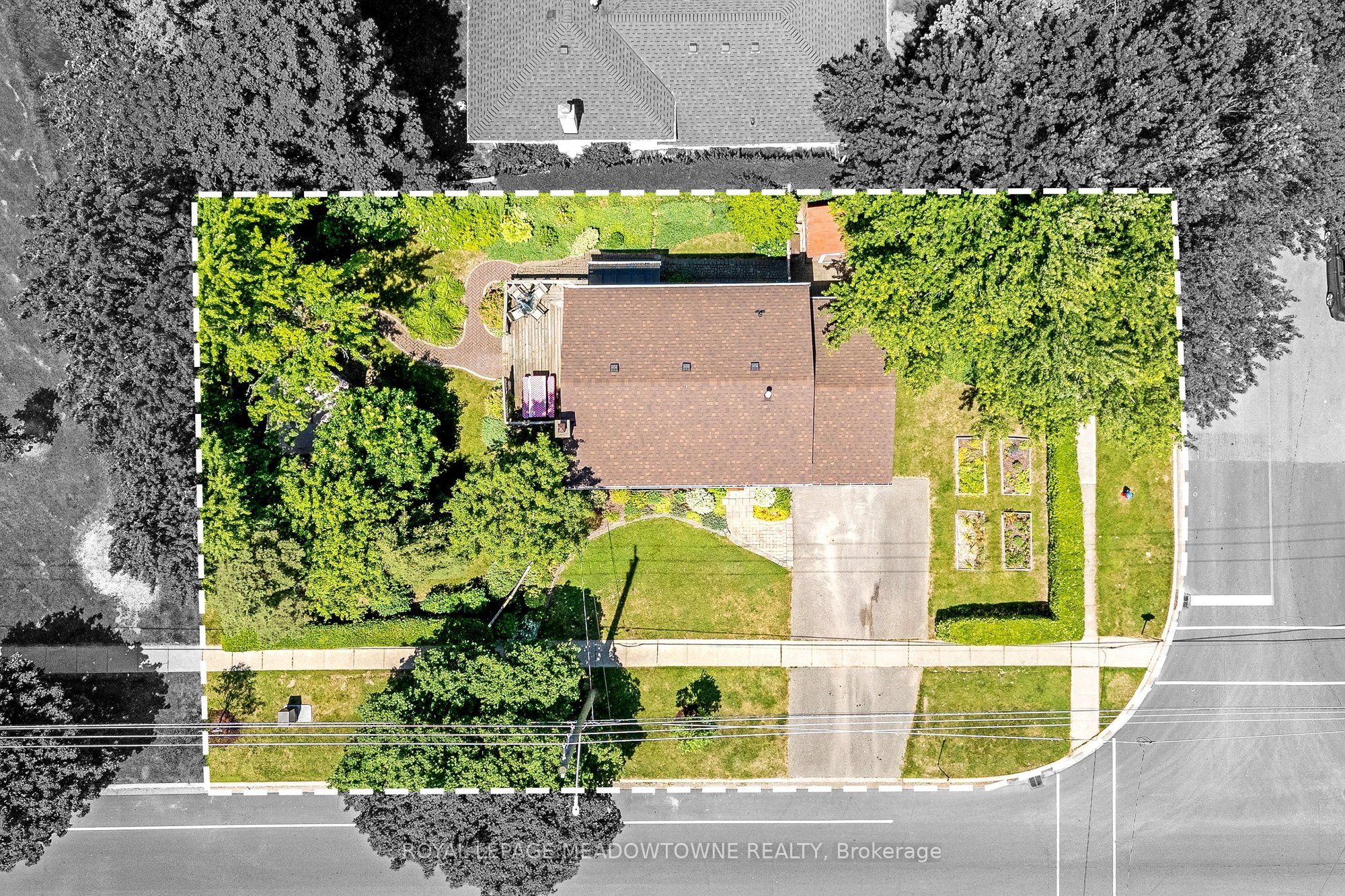 377 Delrex Boulevard, Halton Hills, ON L7G 4H6 photo 2