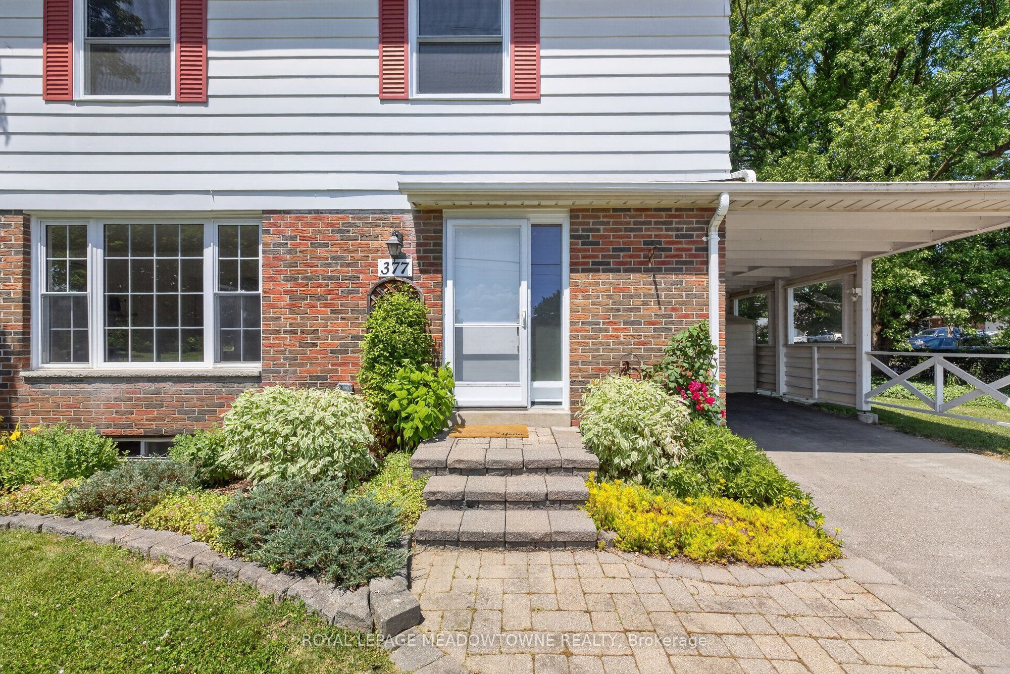 377 Delrex Boulevard, Halton Hills, ON L7G 4H6 photo 3