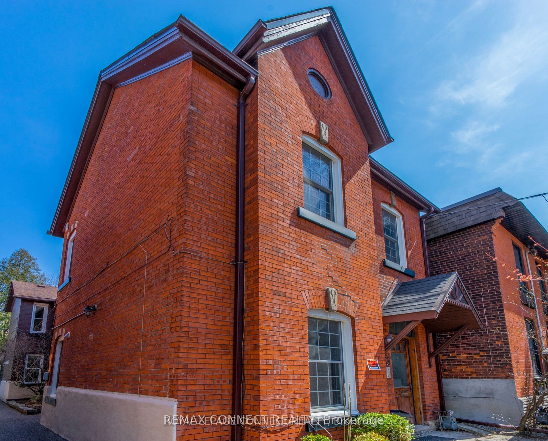 59 Gwynne Avenue 4, Toronto, ON M6K 2C5