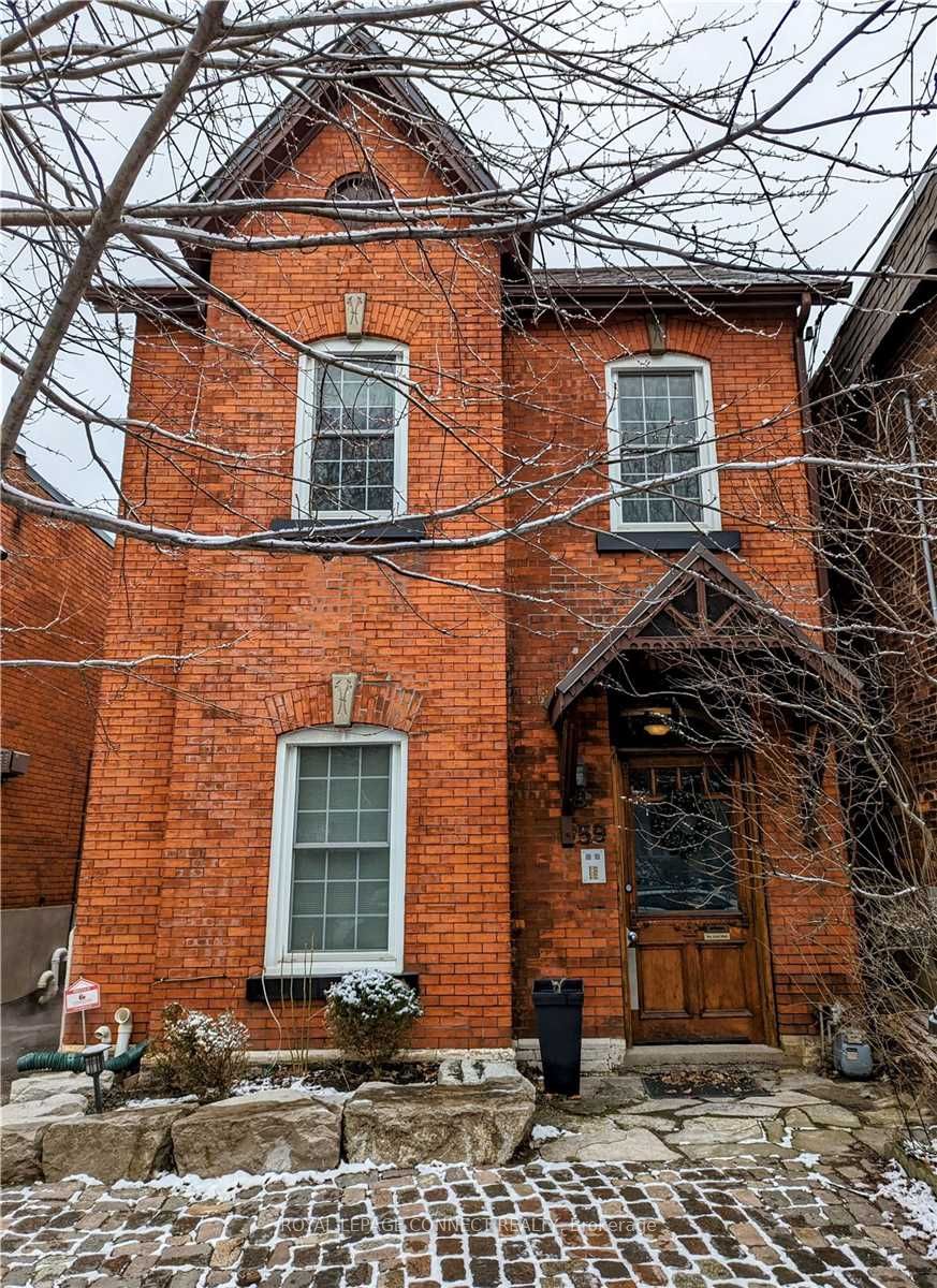 59 Gwynne Avenue 4, Toronto, ON M6K 2C5 photo 2
