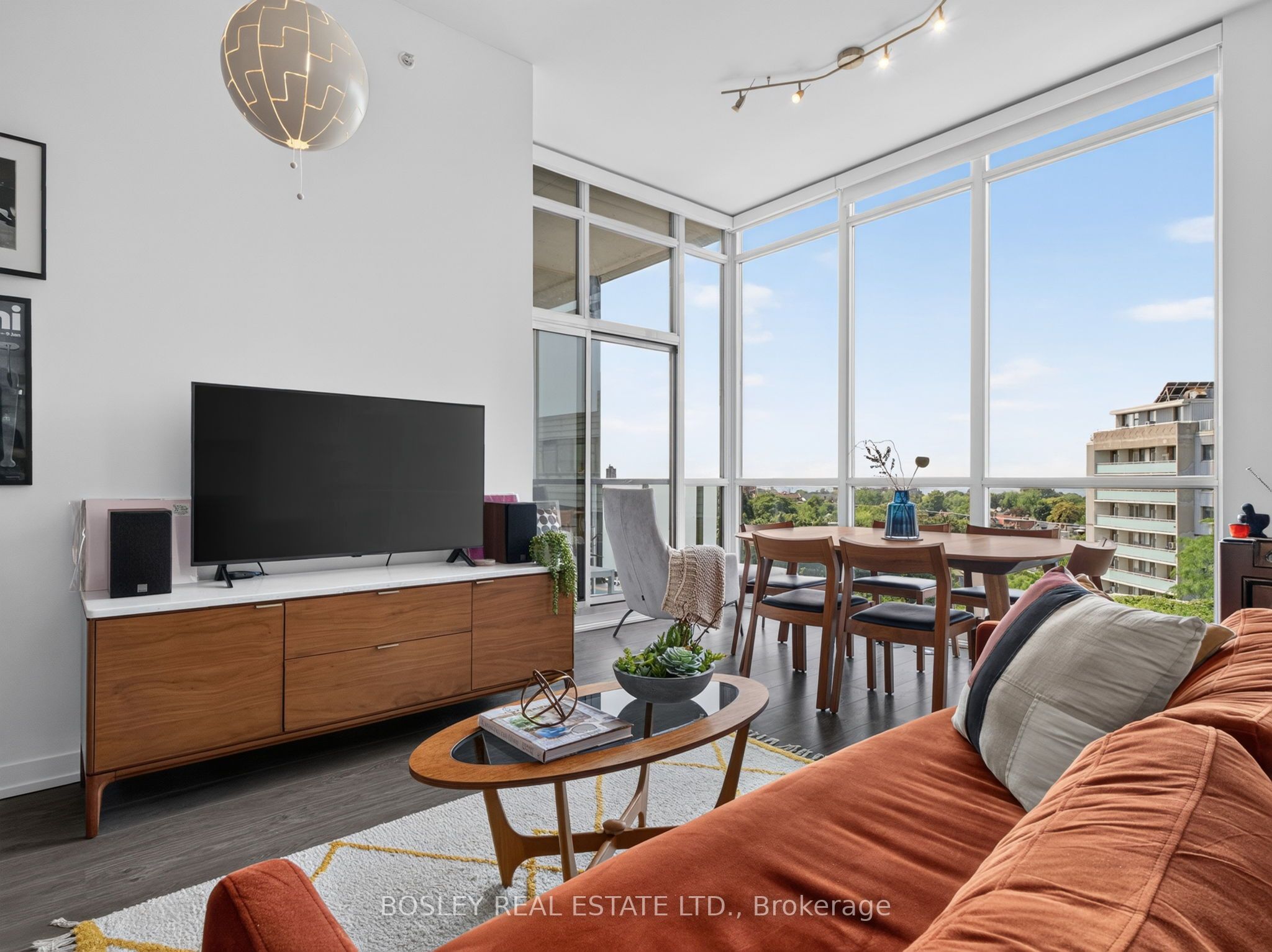 36 Howard Park Avenue 801, Toronto, ON M6R 0A5 photo 5