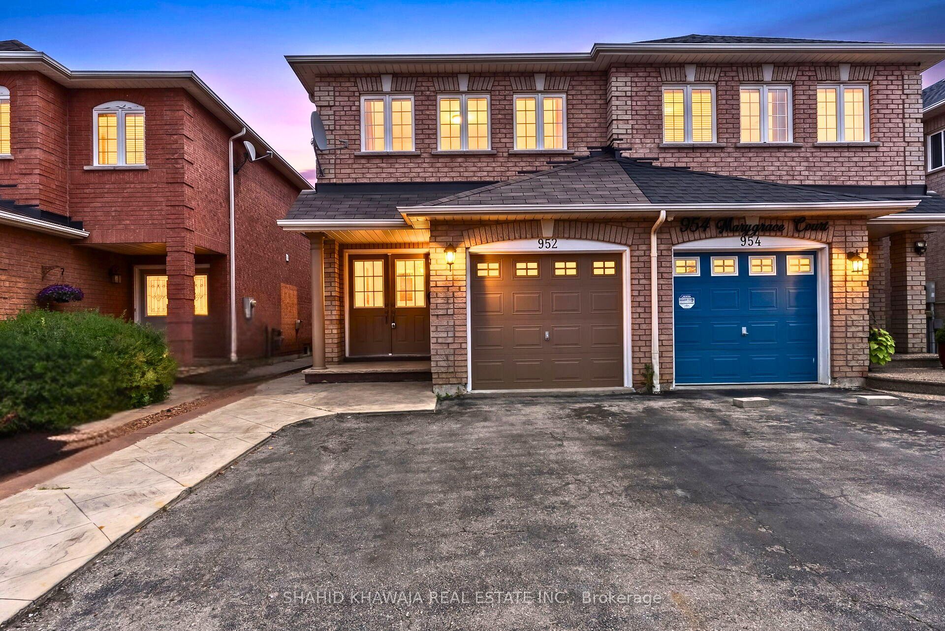 952 Marygrace Court, Mississauga, ON L5V 2V7 photo 3