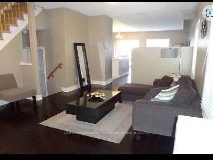 3661 Bala Drive, Mississauga, ON L5M 7N1 photo 2