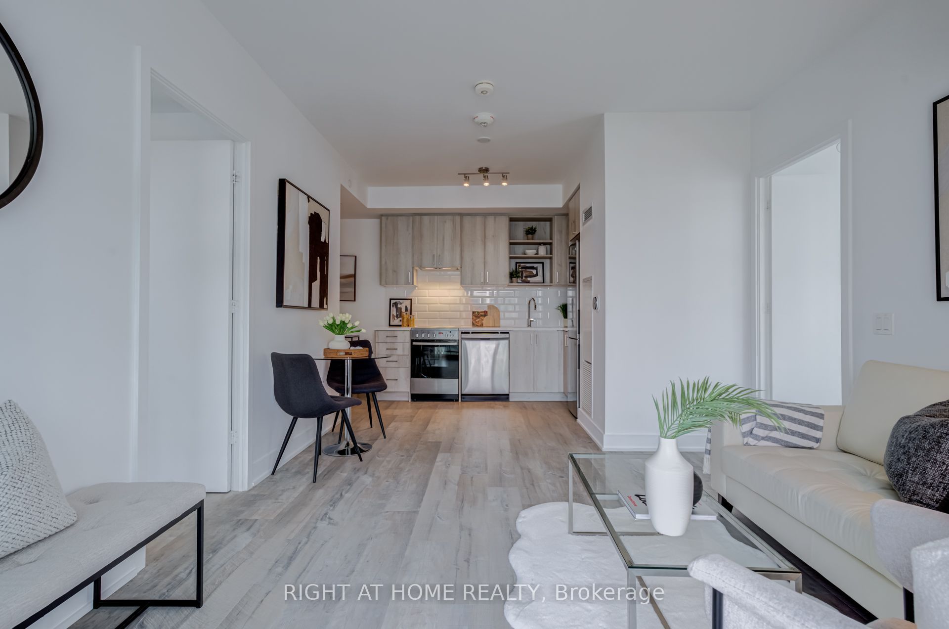 50 George Butchart Drive 707, Toronto, ON M3K 0C9
