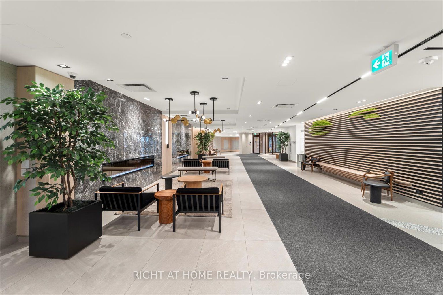 50 George Butchart Drive 707, Toronto, ON M3K 0C9 photo 5