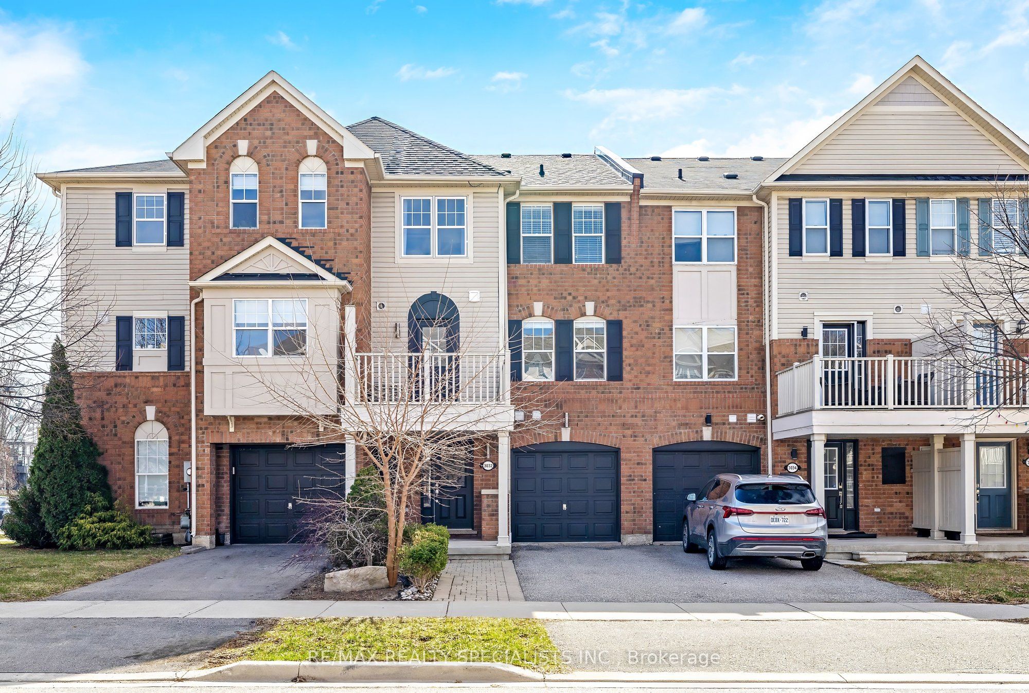3032 Drumloch Avenue, Oakville, ON L6M 5H8