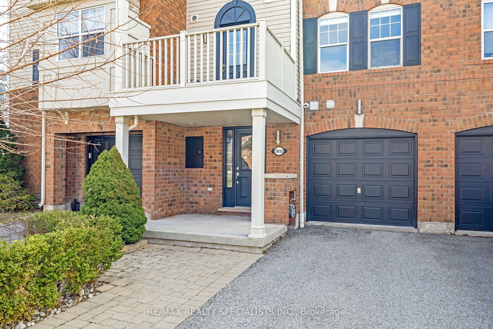 3032 Drumloch Avenue, Oakville, ON L6M 5H8 photo 2