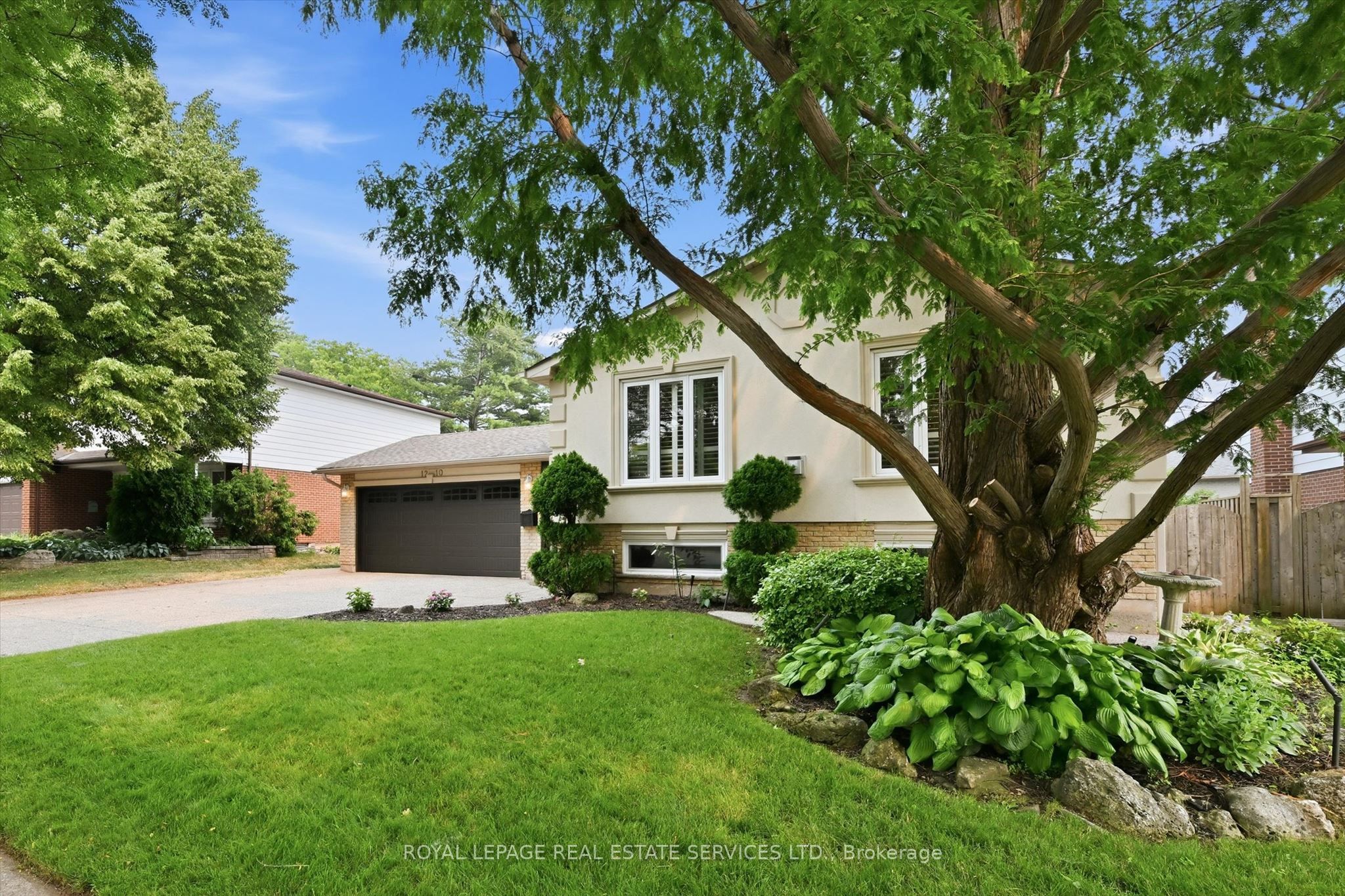 1210 Grand Boulevard, Oakville, ON L6H 2X5 photo 3