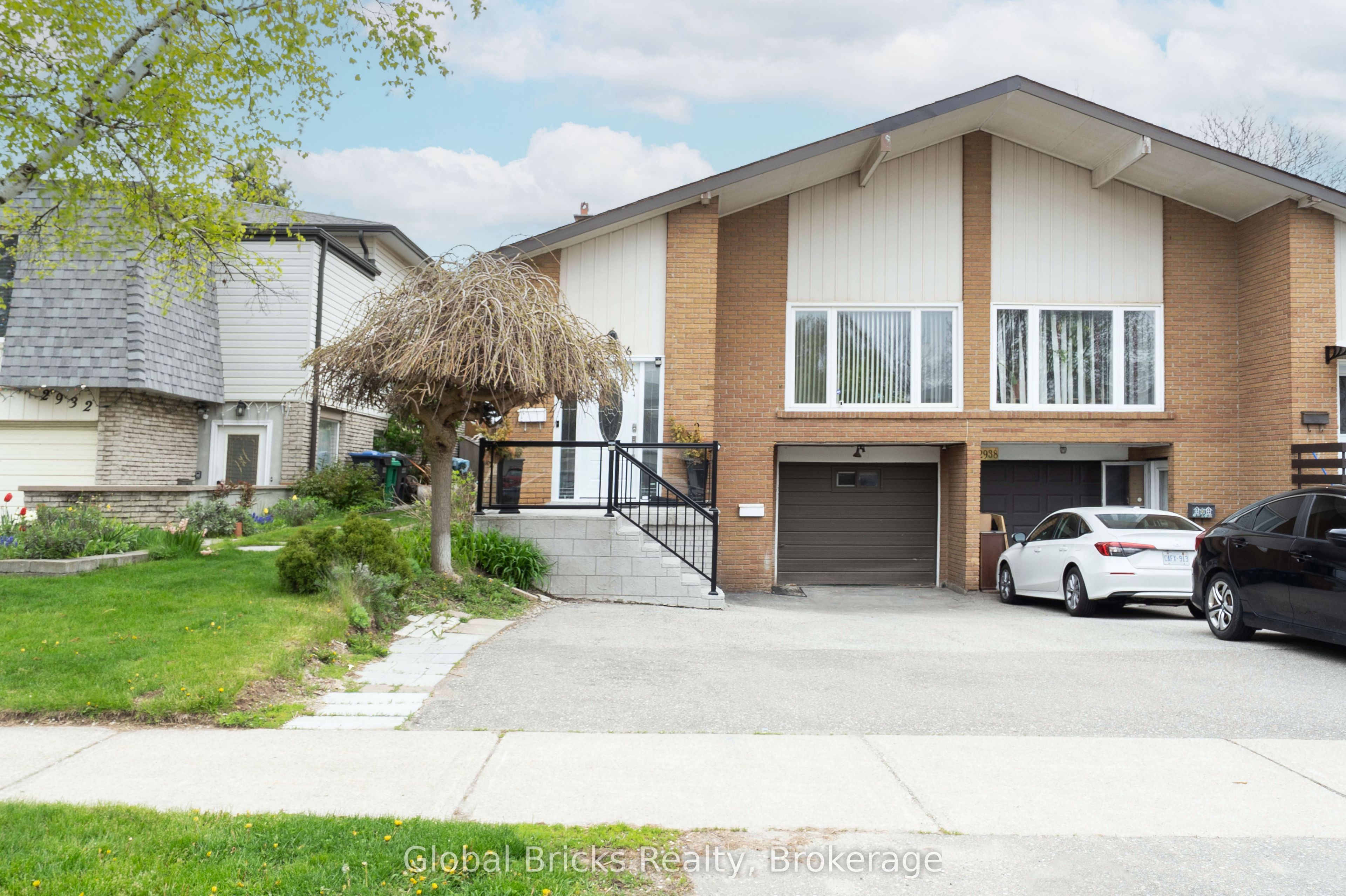 2936 Windjammer Road, Mississauga, ON L5L 1S7