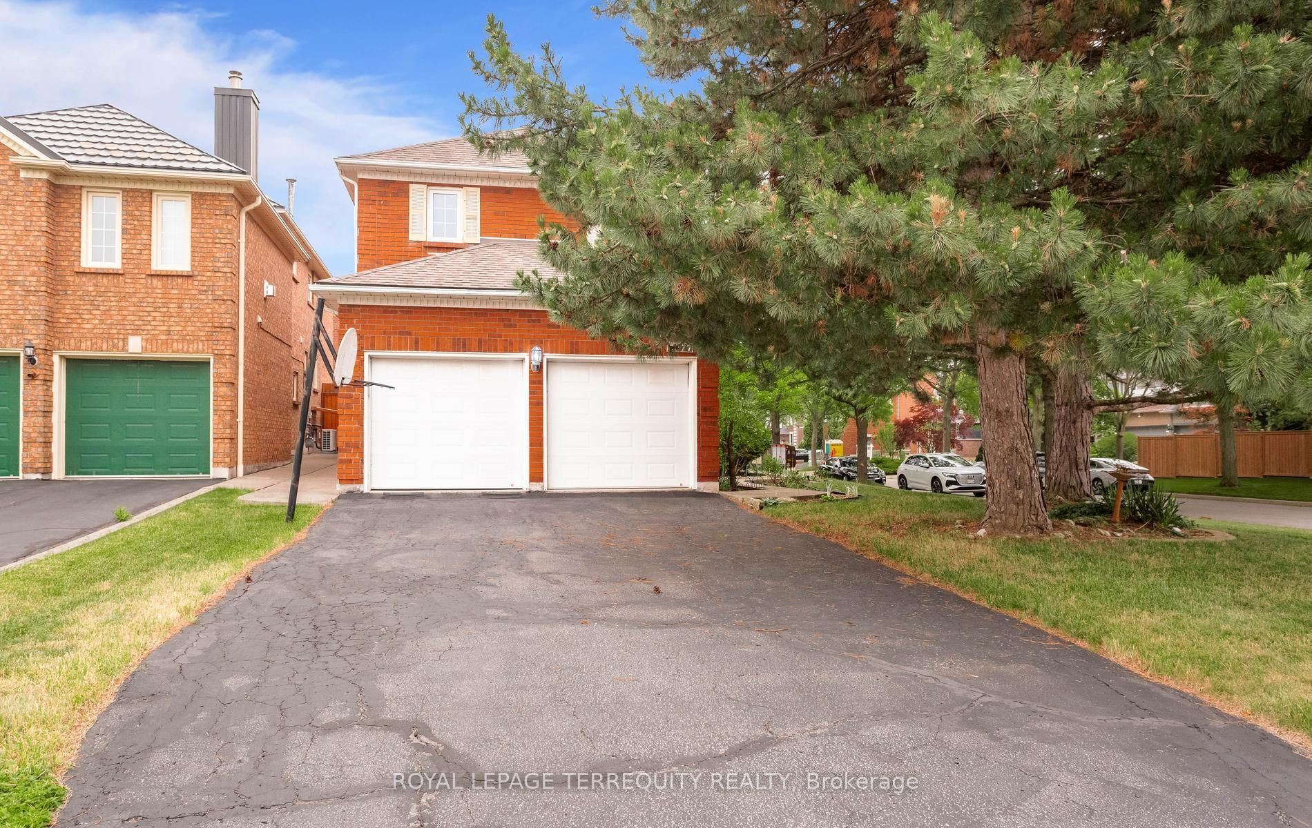 5577 Haddon Hall Road, Mississauga, ON L5M 5G4 photo 3