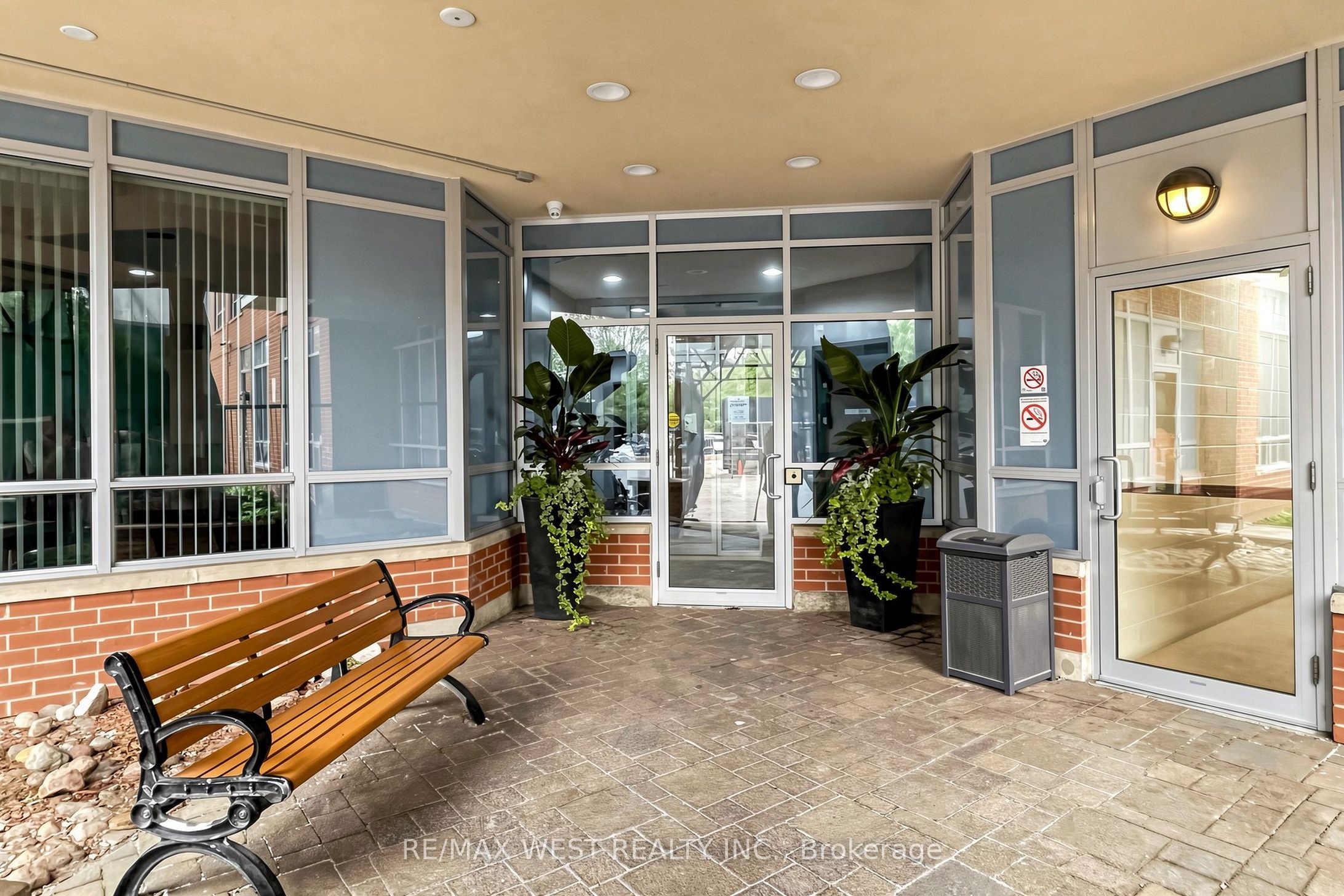 2772 Keele Street 505, Toronto, ON M3M 0A3 photo 2