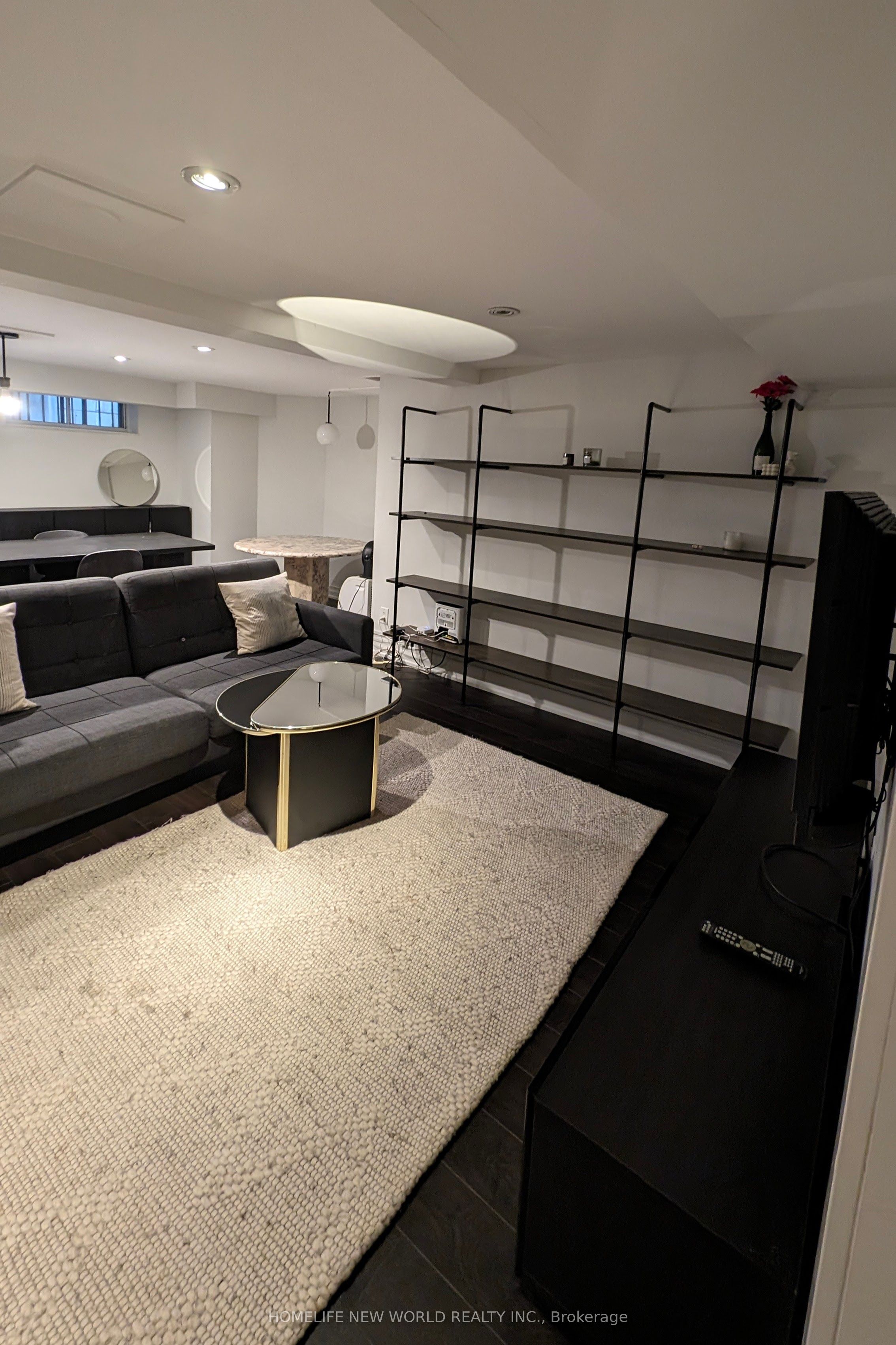 16 Laxton Avenue Lower, Toronto, ON M6K 1K9 photo 3