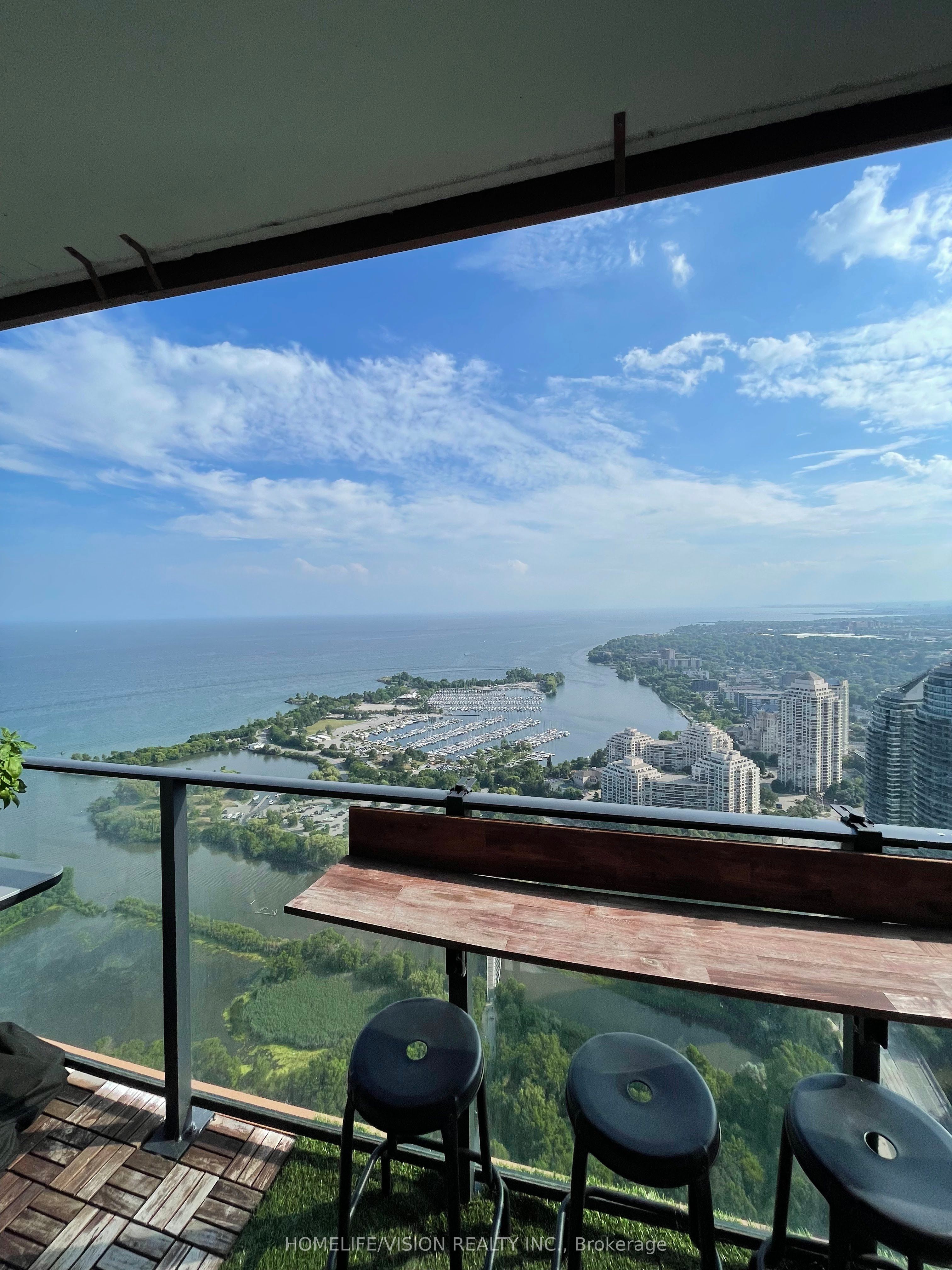 30 Shore Breeze Drive 5308, Toronto, ON M8V 0J1 photo 4