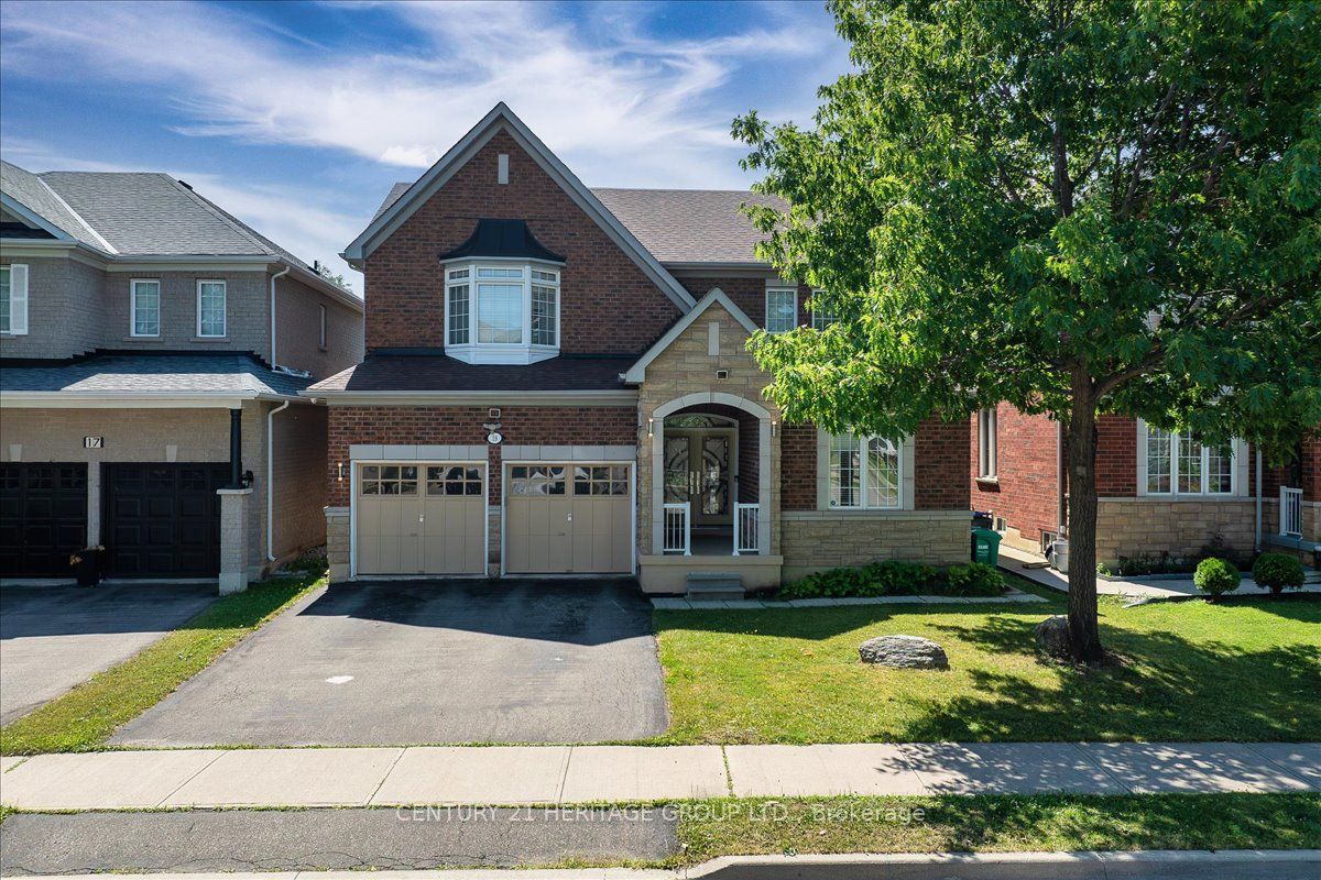 19 Reynolds Avenue, Brampton, ON L6P 2C1 photo 2