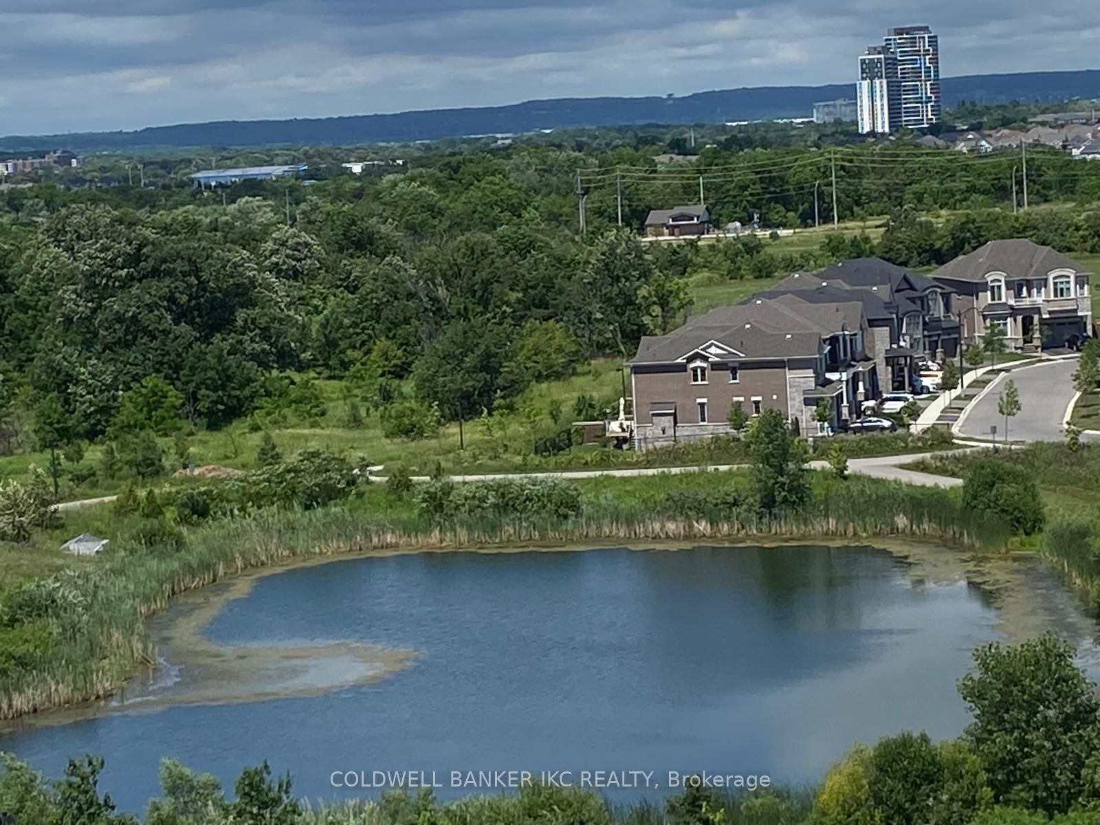 740 whitlock Avenue 812, Milton, ON L9T 7E7 photo 4