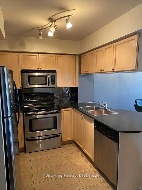 4090 Living Arts Drive 2007, Mississauga, ON L5B 4M8 photo 5