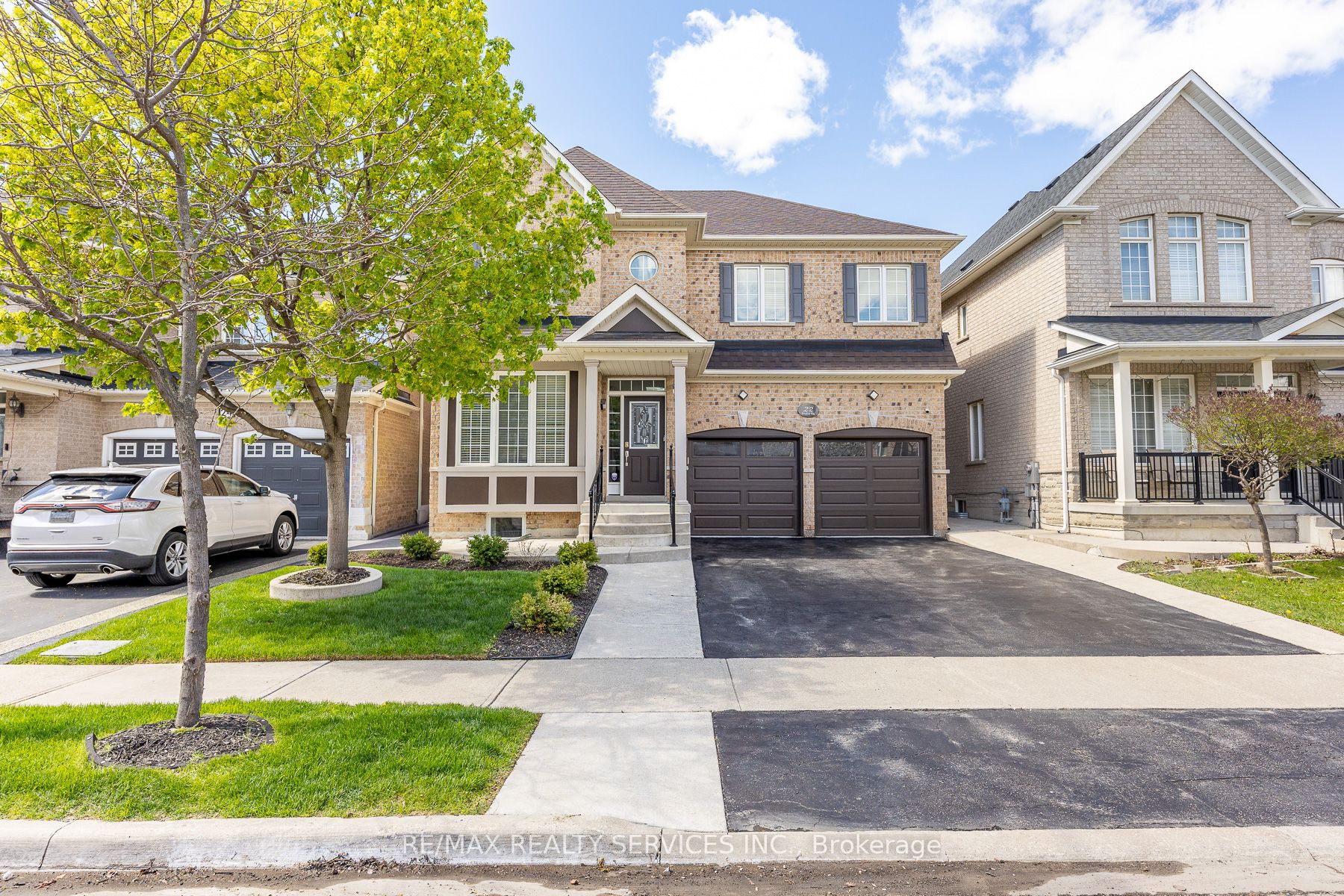 22 Berryfield Way, Brampton, ON L6R 0Y2