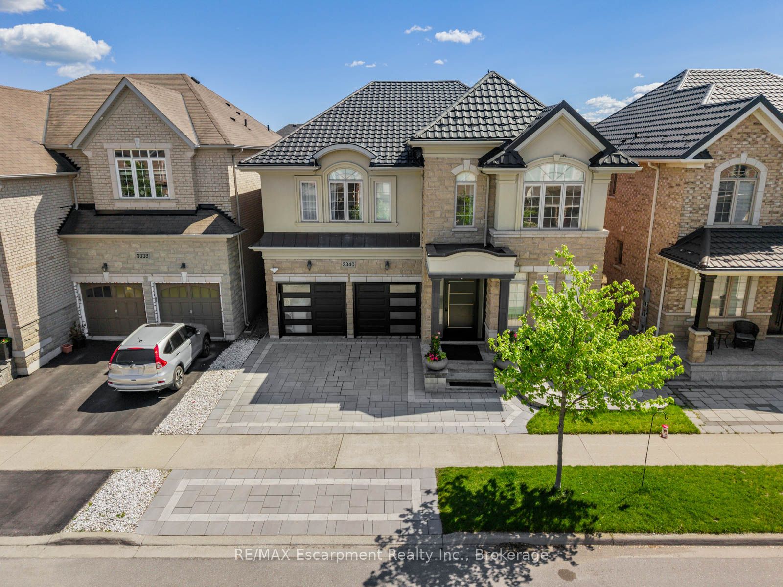 3340 Terra Cotta Lane, Burlington, ON L7M 0L5 photo 4