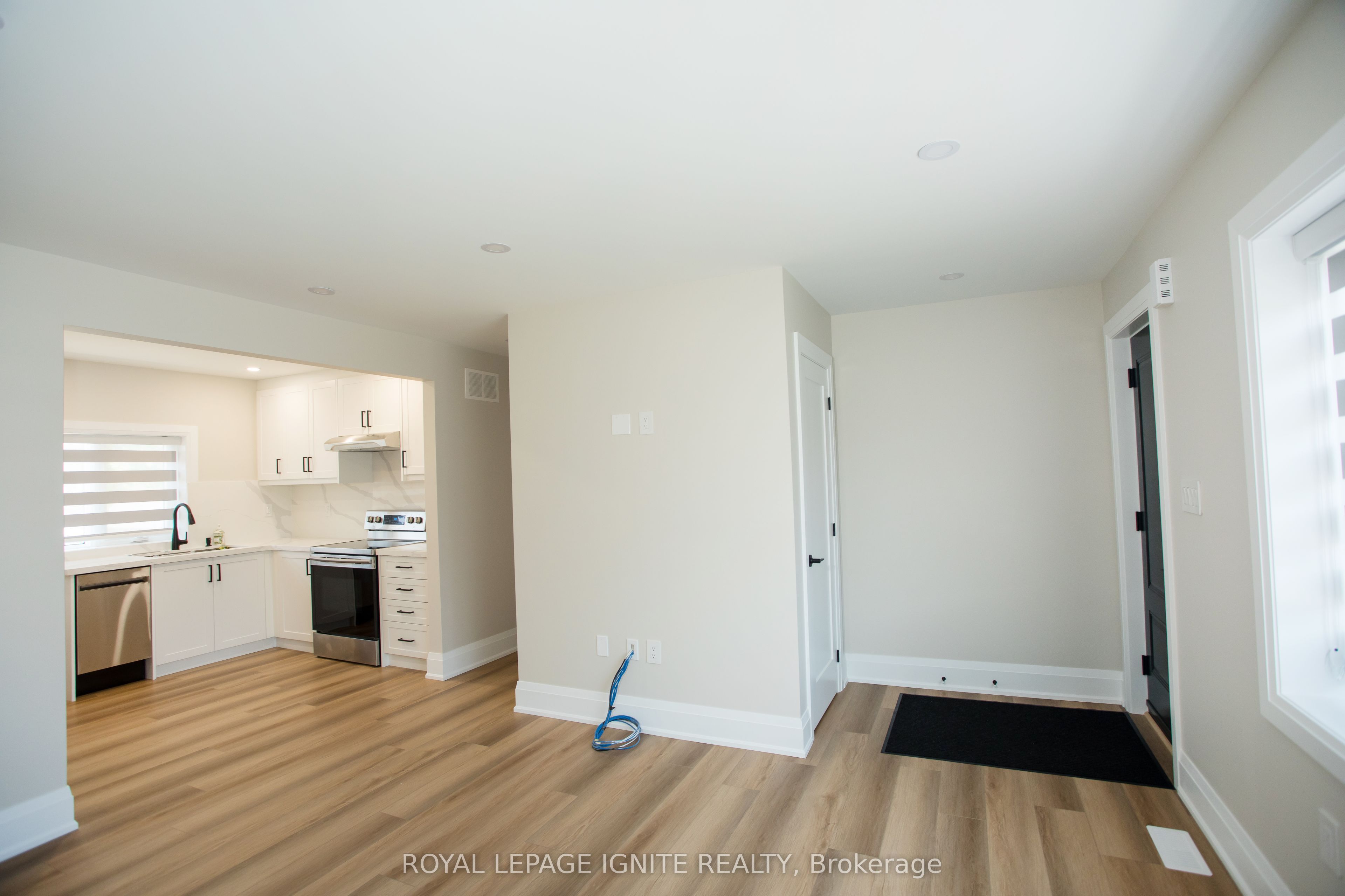 38 Parent Avenue Main, Toronto, ON M3M 1Z7 photo 5