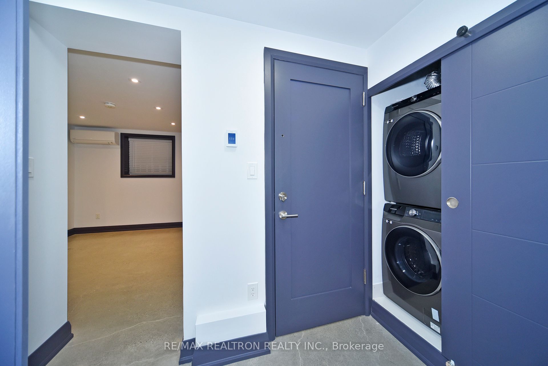 230 Boon Avenue 2, Toronto, ON M6E 3Z8 photo 5