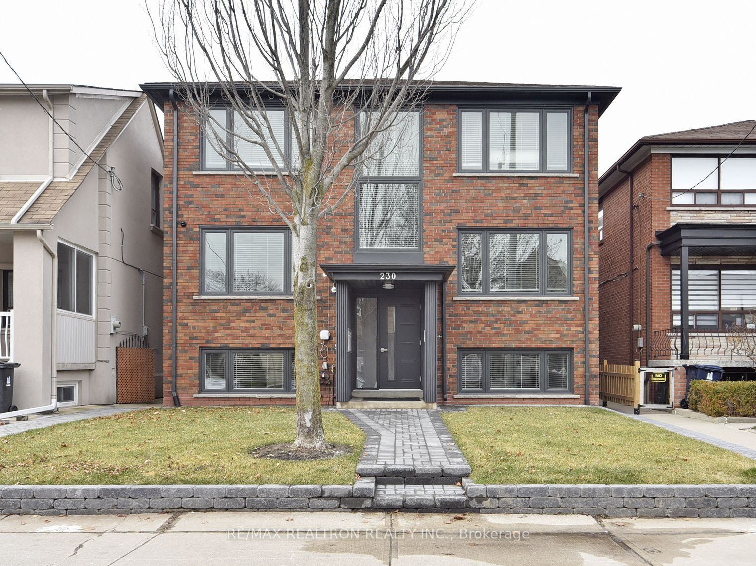 230 Boon Avenue 4, Toronto, ON M6E 3Z8