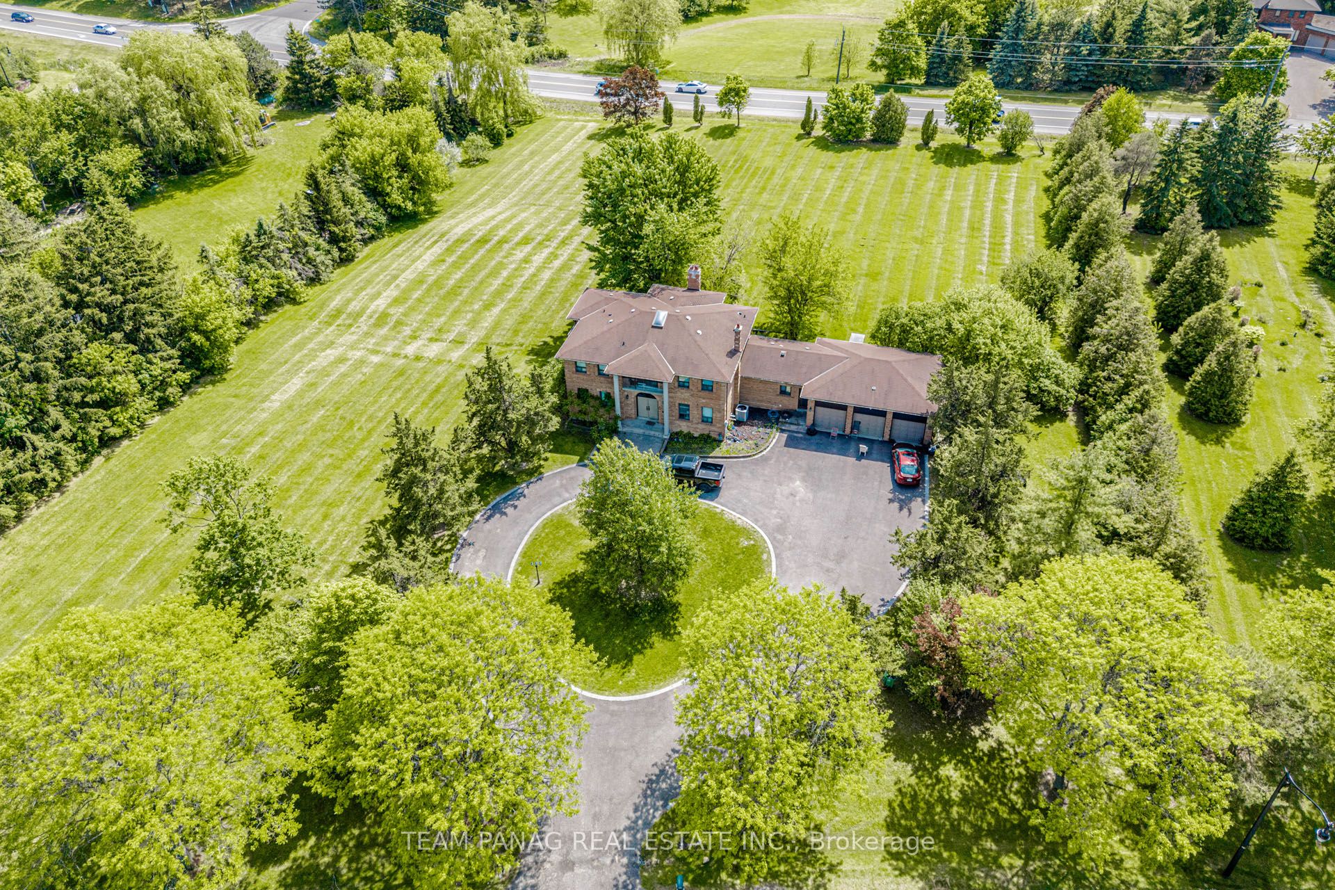 4 Forestbrook Court, Brampton, ON L6P 0P1 photo 4