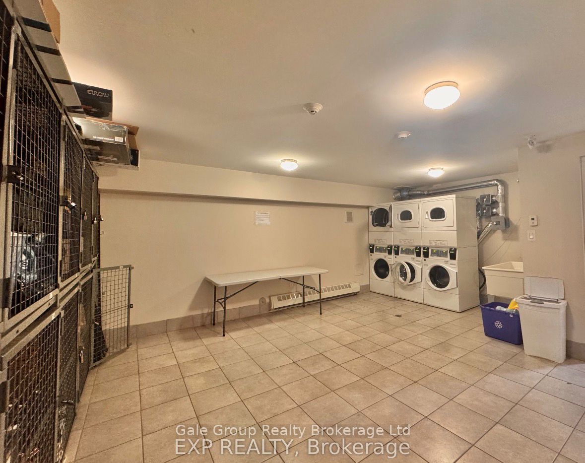 5 Paisley Boulevard E 102, Mississauga, ON L6A 1P3 photo 3