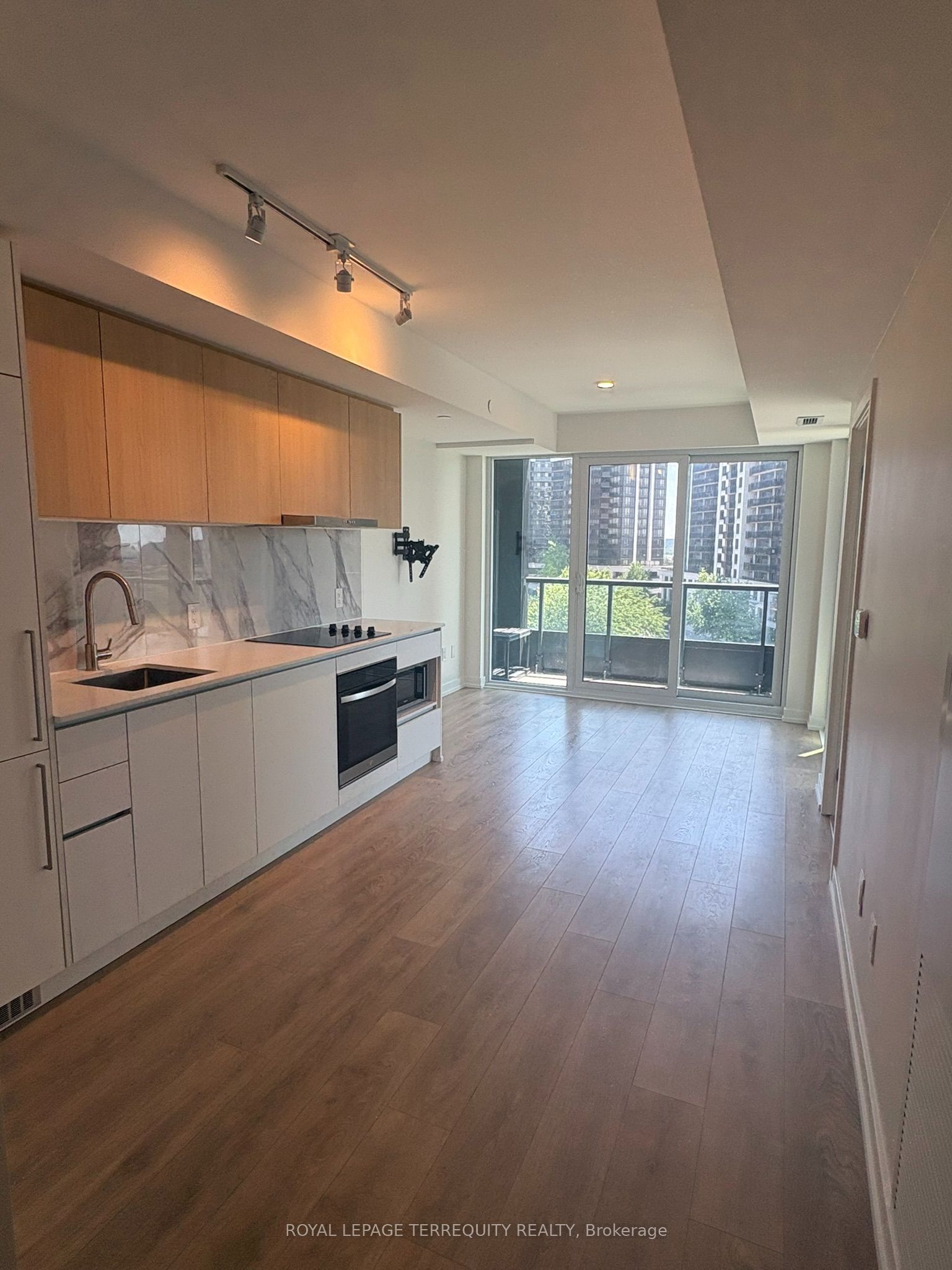 1100 SHEPPARD Avenue W 709, Toronto, ON M3K 0E4 photo 3