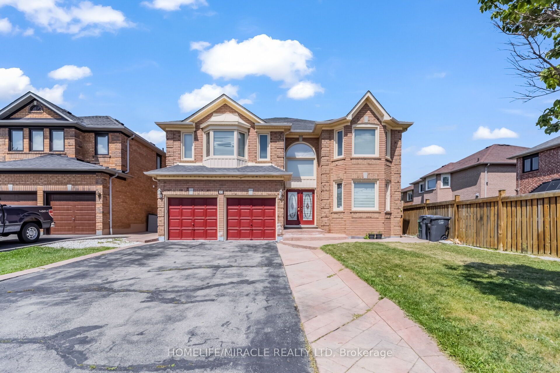 32 Gold Tree Street, Brampton, ON L6R 1T9