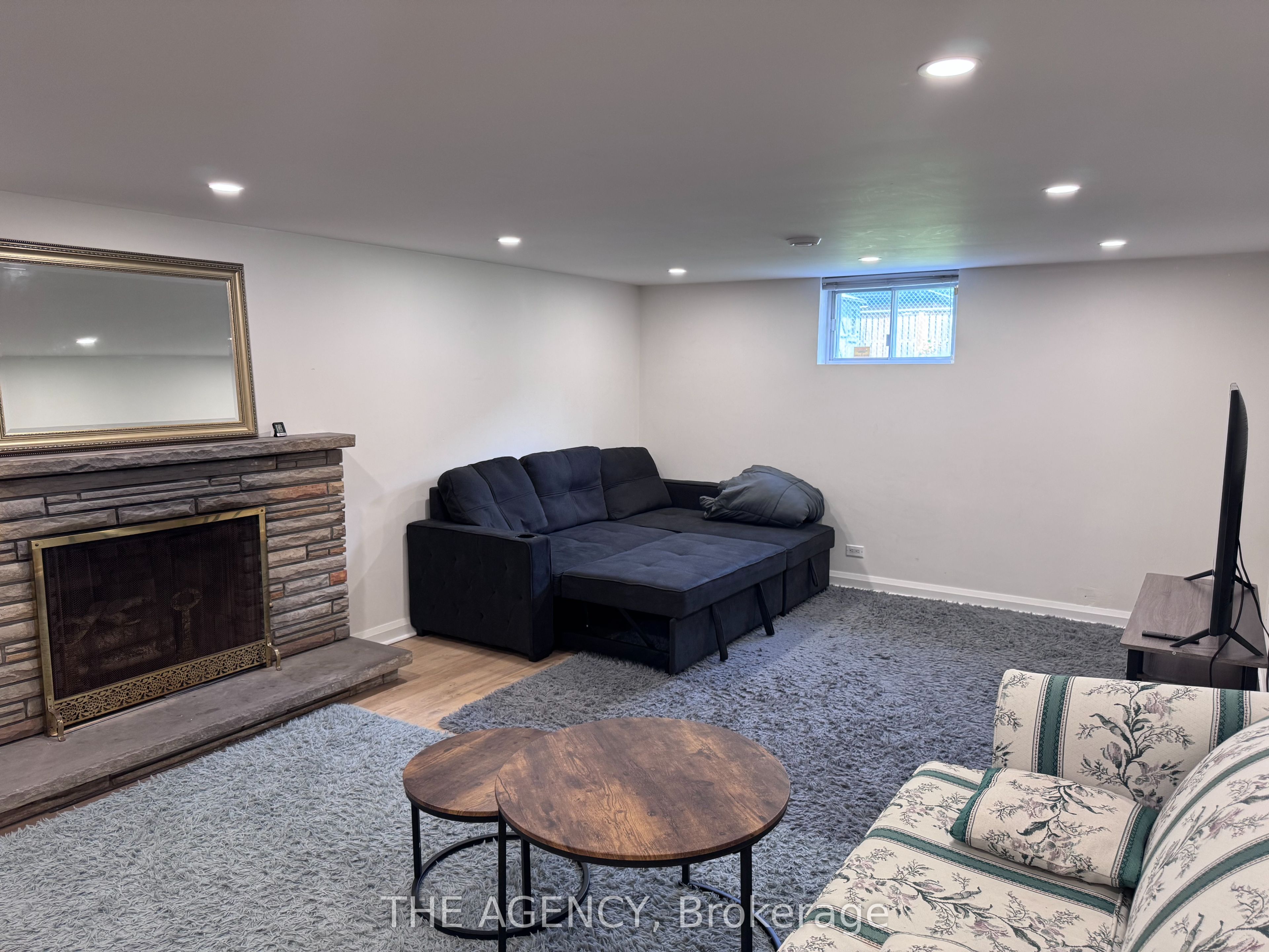 26 Beaverbrook Avenue Basement, Toronto, ON M9B 2M9 photo 3