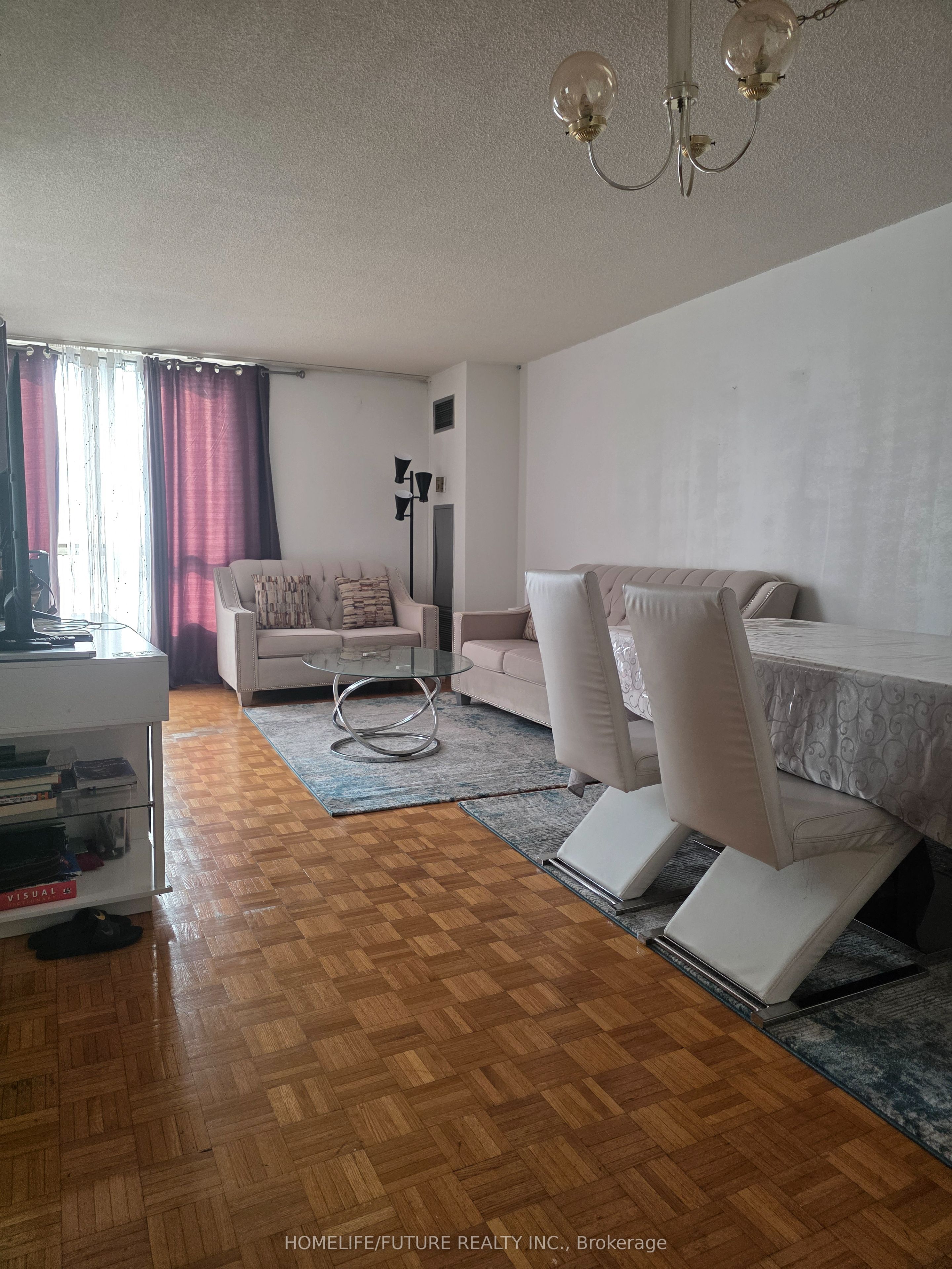 2470 Eglinton Avenue W 1203, Toronto, ON M6M 5E7 photo 2